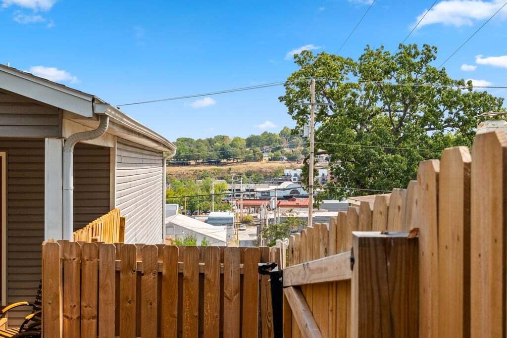Photo 39 - Residential for sale – 215 N 3rd Street  Branson, MO