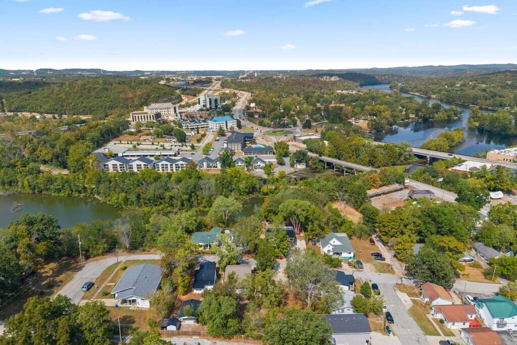 Photo 107 - Residential for sale – 215 N 3rd Street  Branson, MO