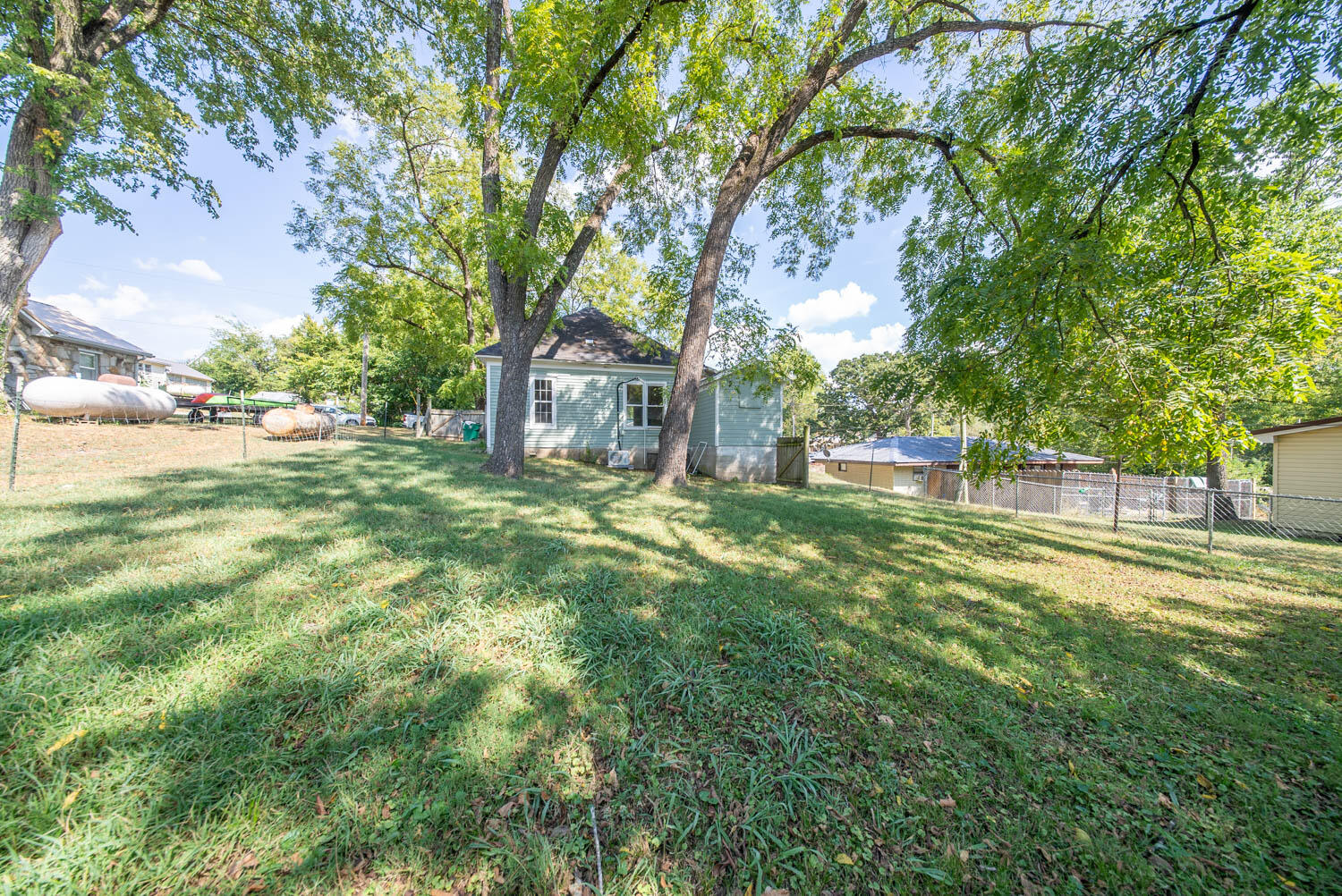 Photo 18 - Residential for sale – 216 S 7th Street  Thayer, MO