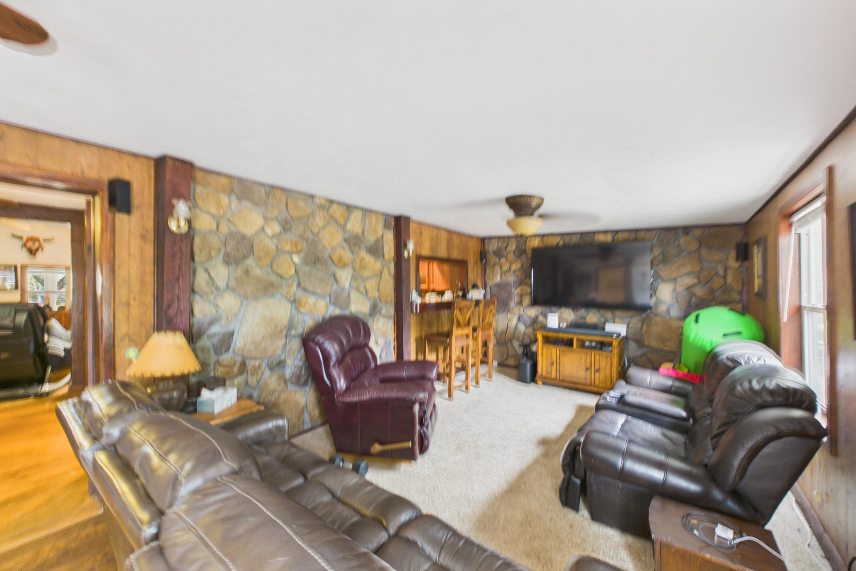 Photo 9 - Residential for sale – 251  County Road 323   Gainesville, MO