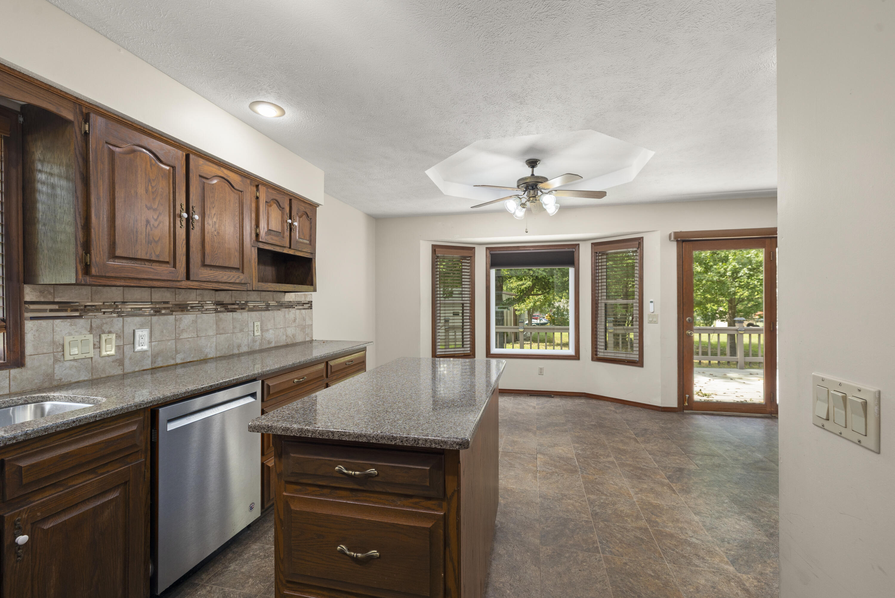 Photo 13 - Residential for sale – 4049 S Tipperary Avenue  Rogersville, MO
