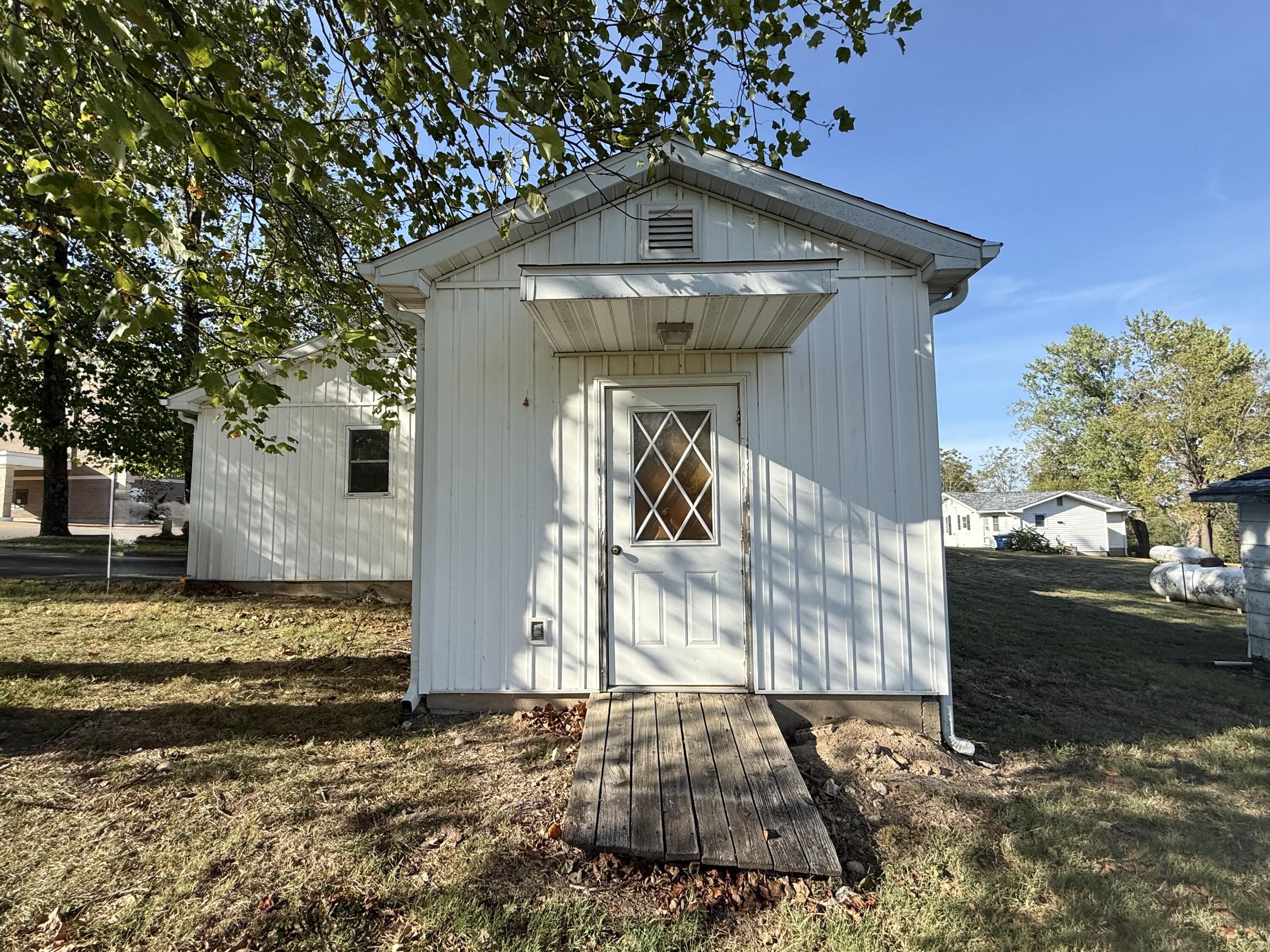 Photo 14 - Residential for sale – 408 S 2nd Street  Houston, MO