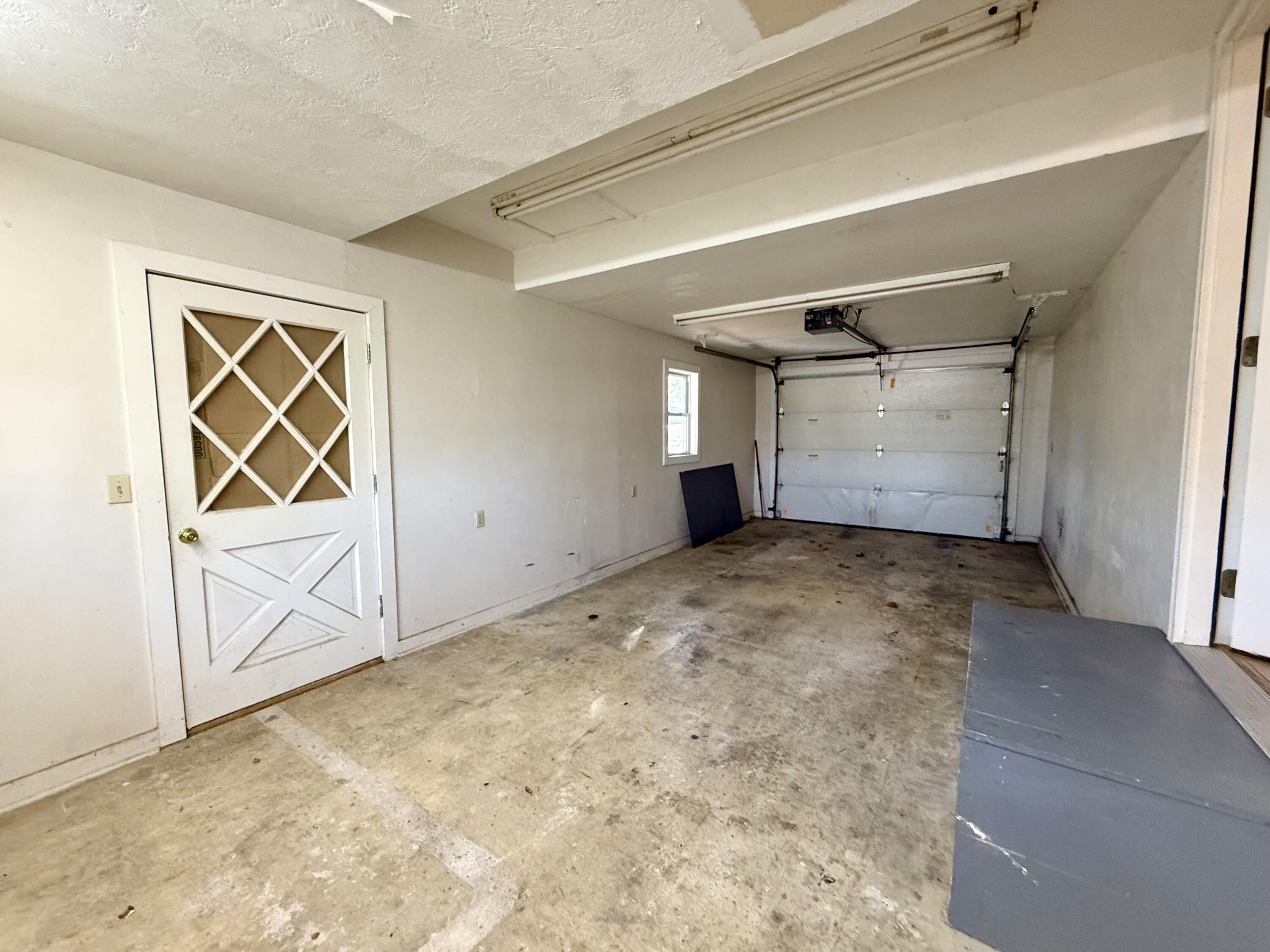Photo 15 - Residential for sale – 408 S 2nd Street  Houston, MO