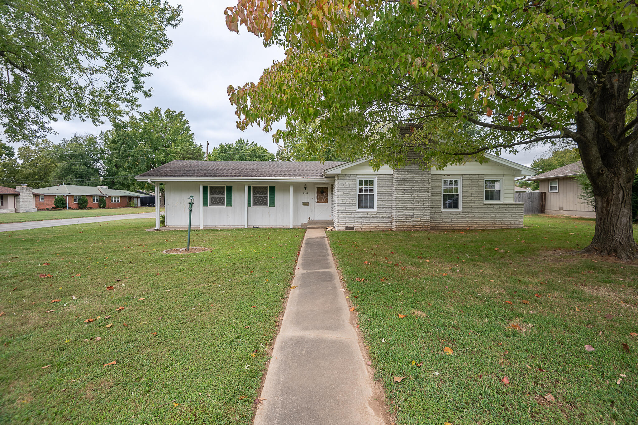Photo 37 - Residential for sale – 2143 S Brighton Drive  Springfield, MO