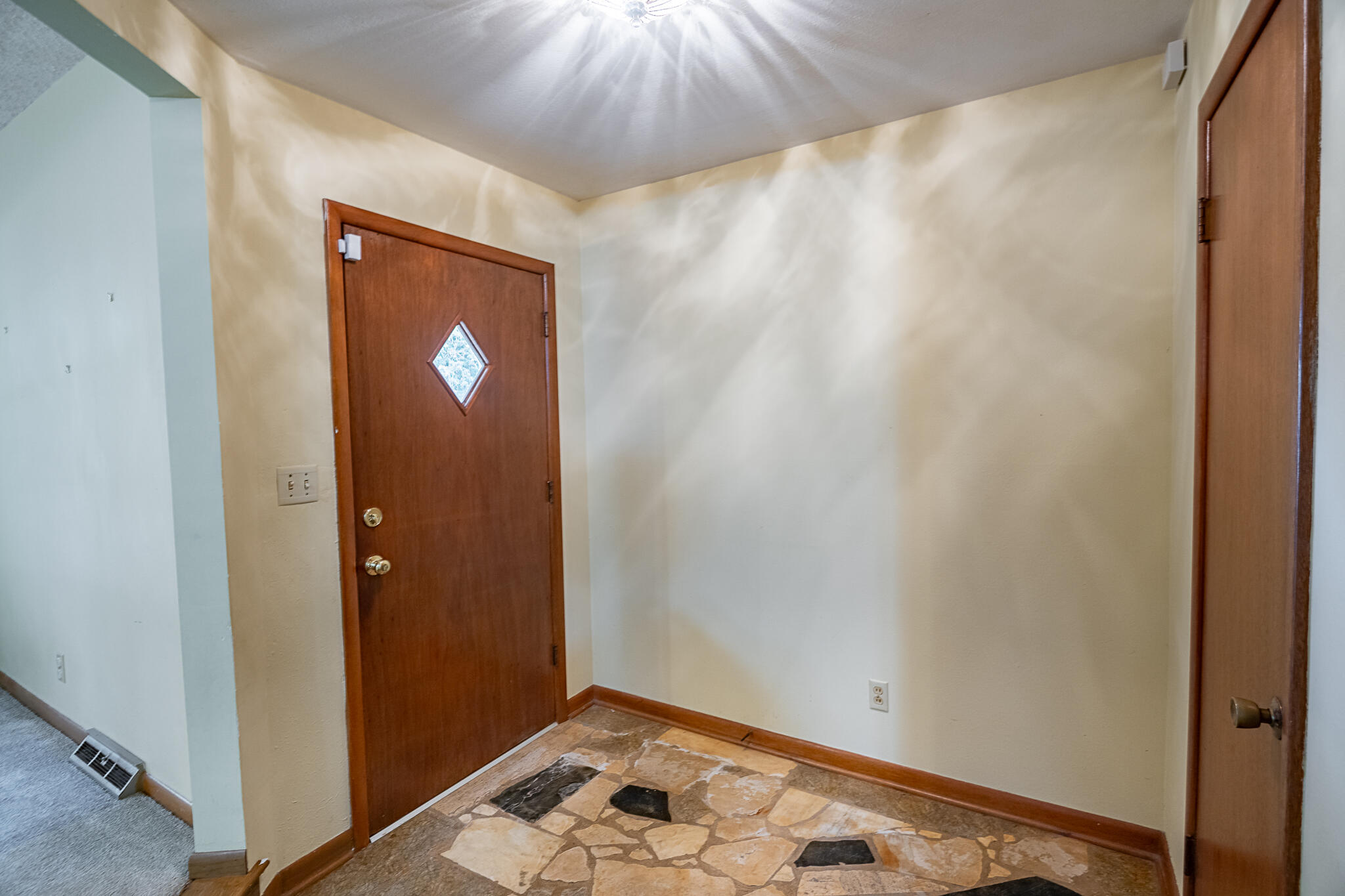 Photo 7 - Residential for sale – 2143 S Brighton Drive  Springfield, MO