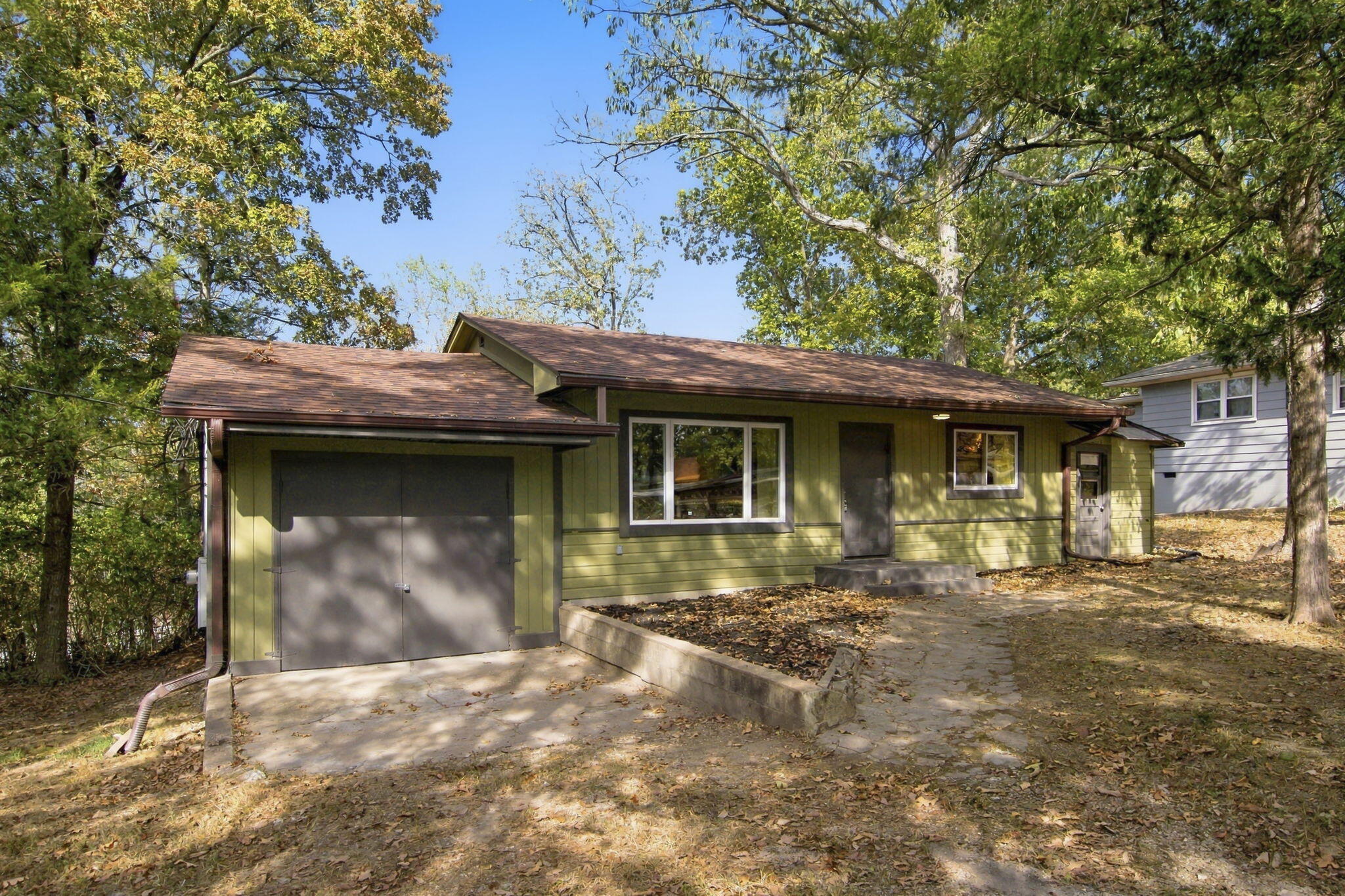 Photo 2 - Residential for sale – 292  Lakeside Drive  Forsyth, MO