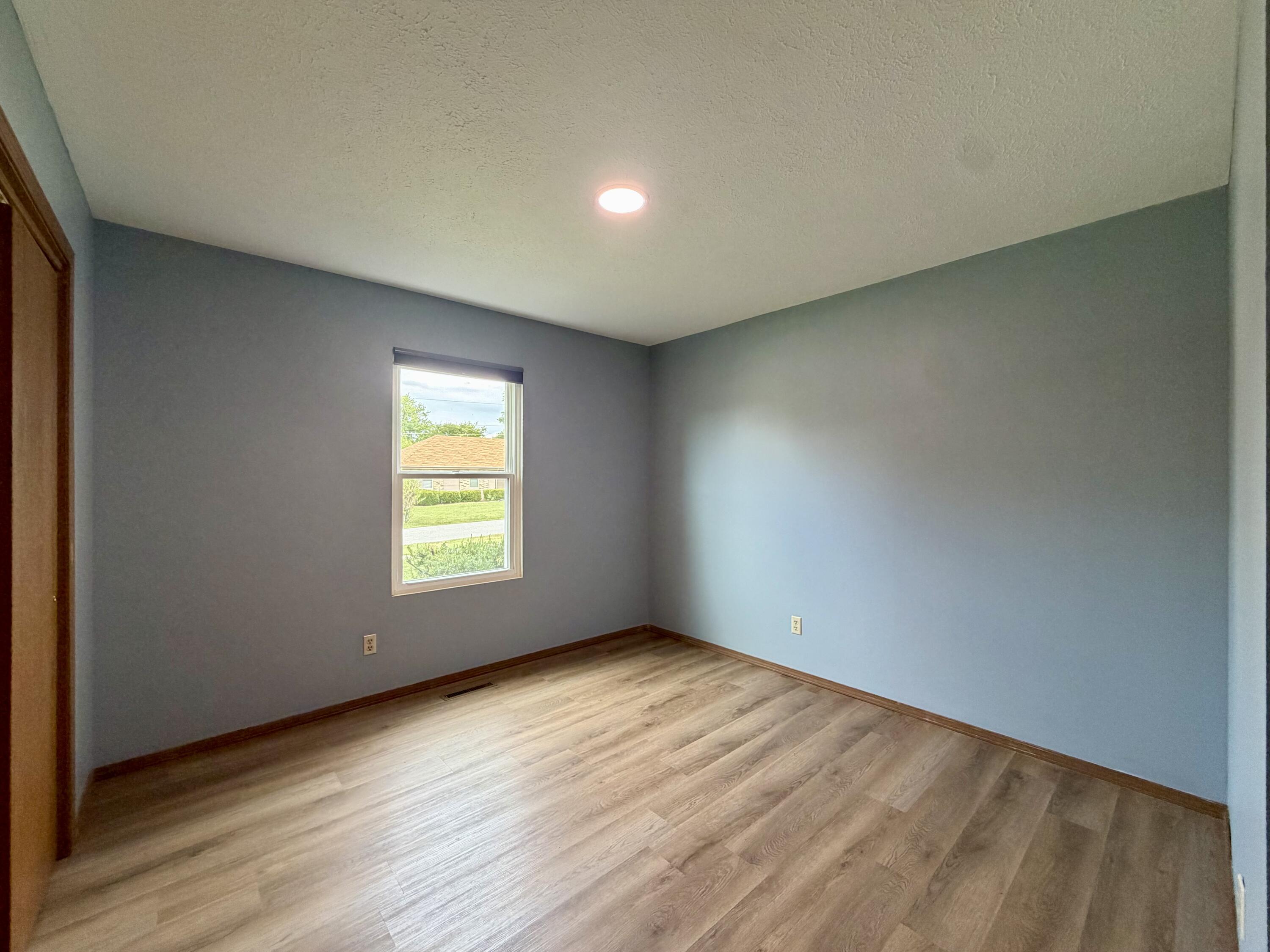 Photo 23 - Residential for sale – 2934 E Chattanooga   Springfield, MO