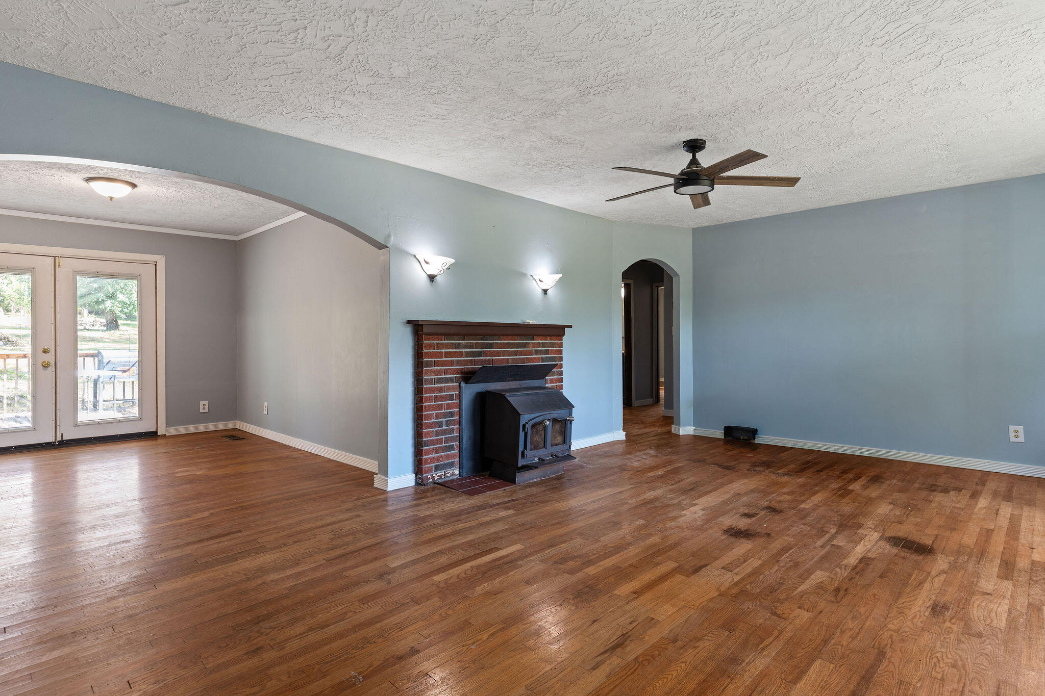 Photo 3 - Residential for sale – 4026 N Farm Road 141   Springfield, MO