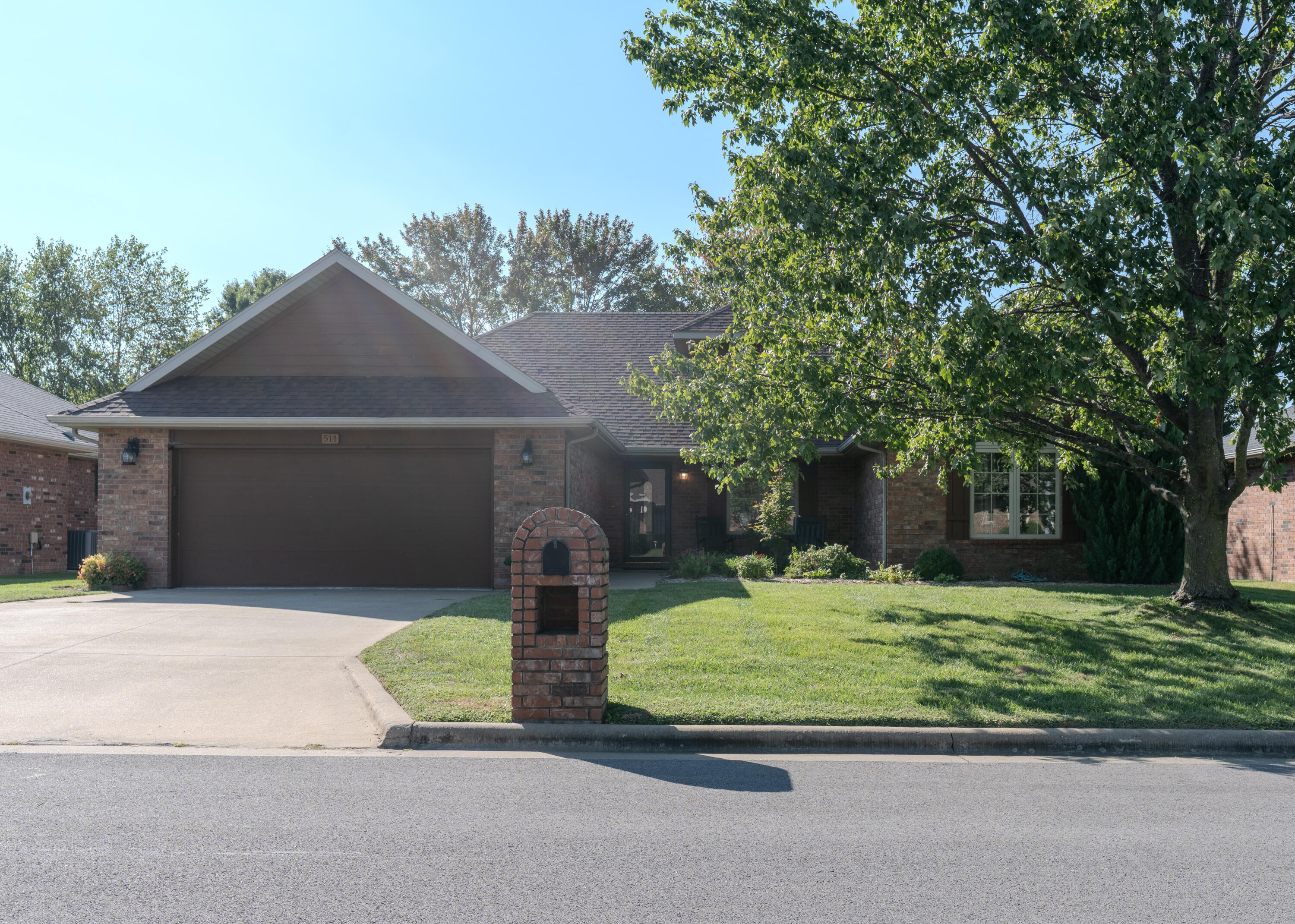 Photo 3 - Residential for sale – 511 N Clover Court  Nixa, MO