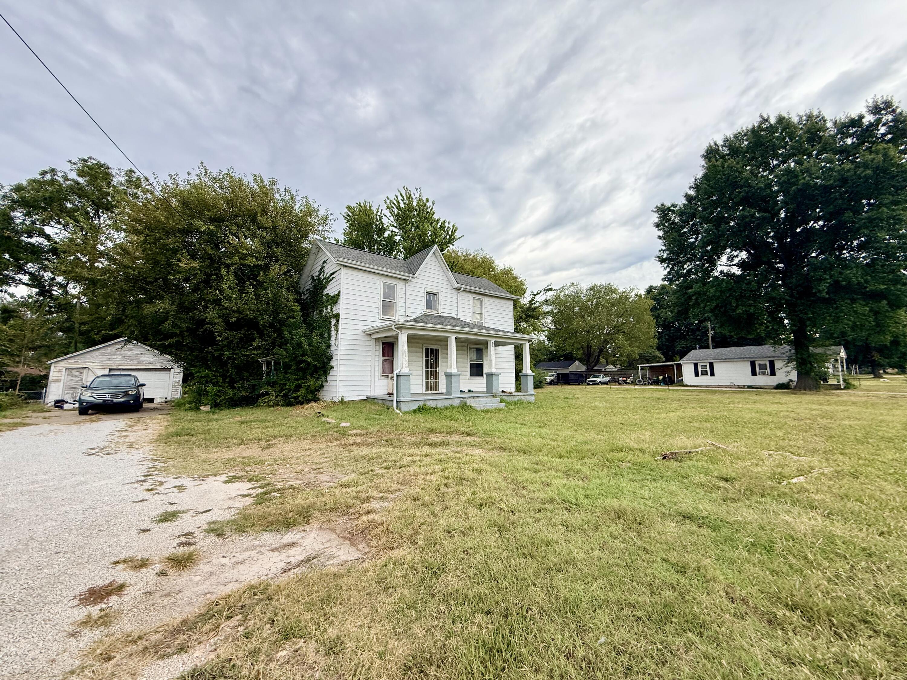 Photo 4 - Residential for sale – 2629 E Division Street  Springfield, MO