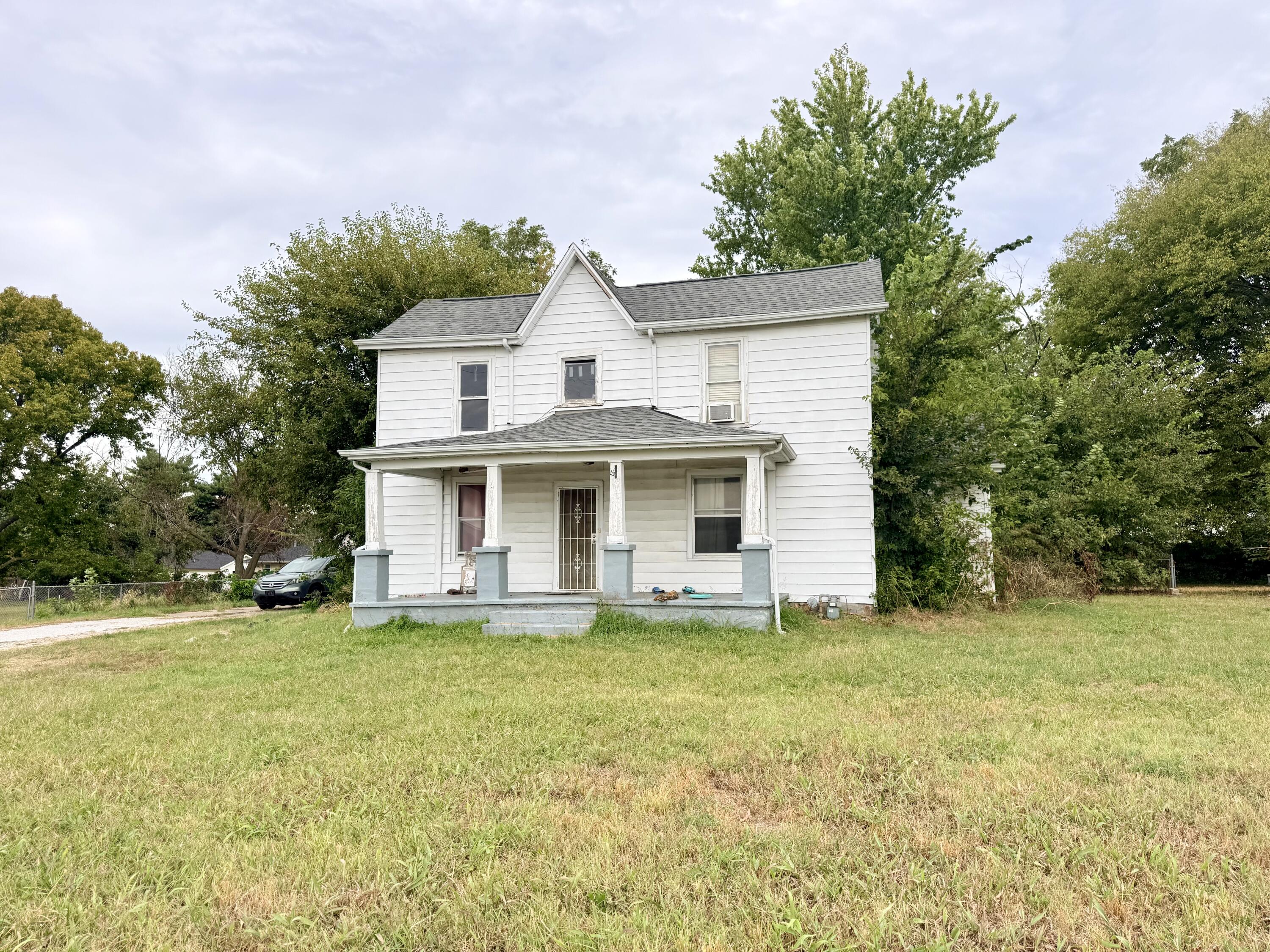 Photo 2 - Residential for sale – 2629 E Division Street  Springfield, MO
