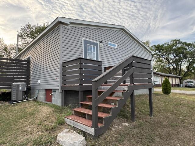 Photo 4 - Residential for sale – 315 E 4th Street  Miller, MO