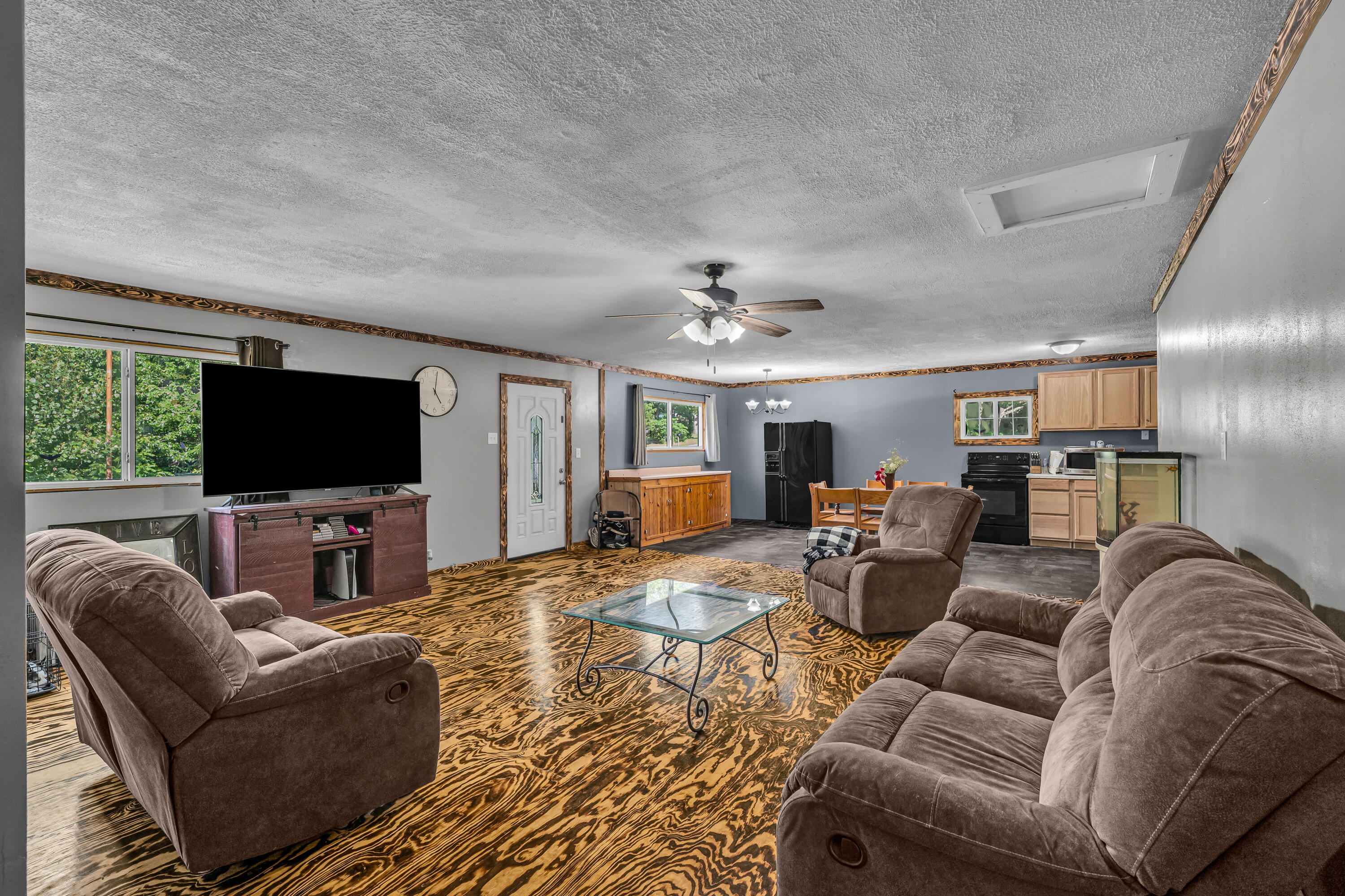 Photo 8 - Residential for sale – 946  State Route 14   West Plains, MO