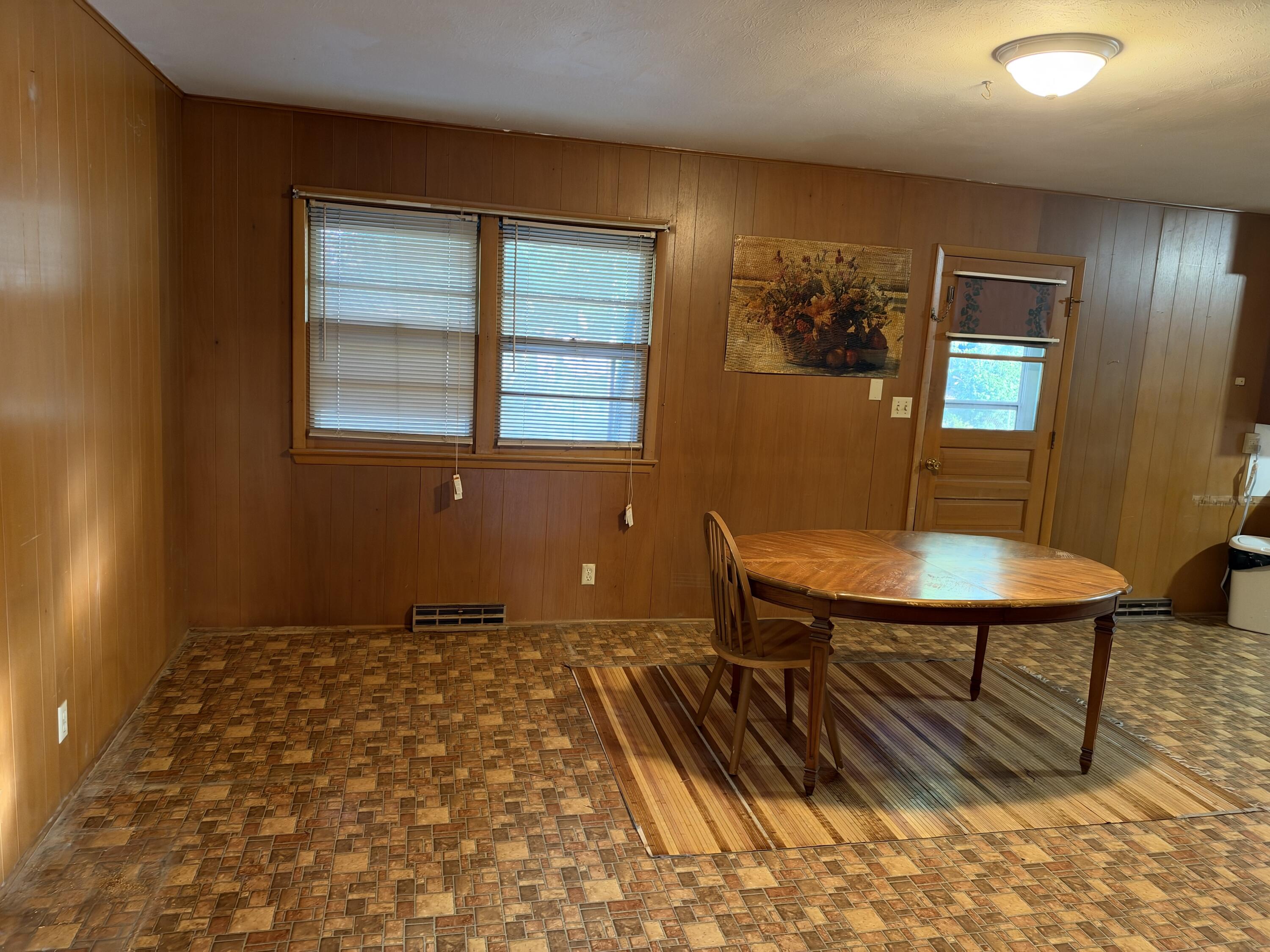 Photo 6 - Residential for sale – 725 N Elmwood Avenue  Springfield, MO