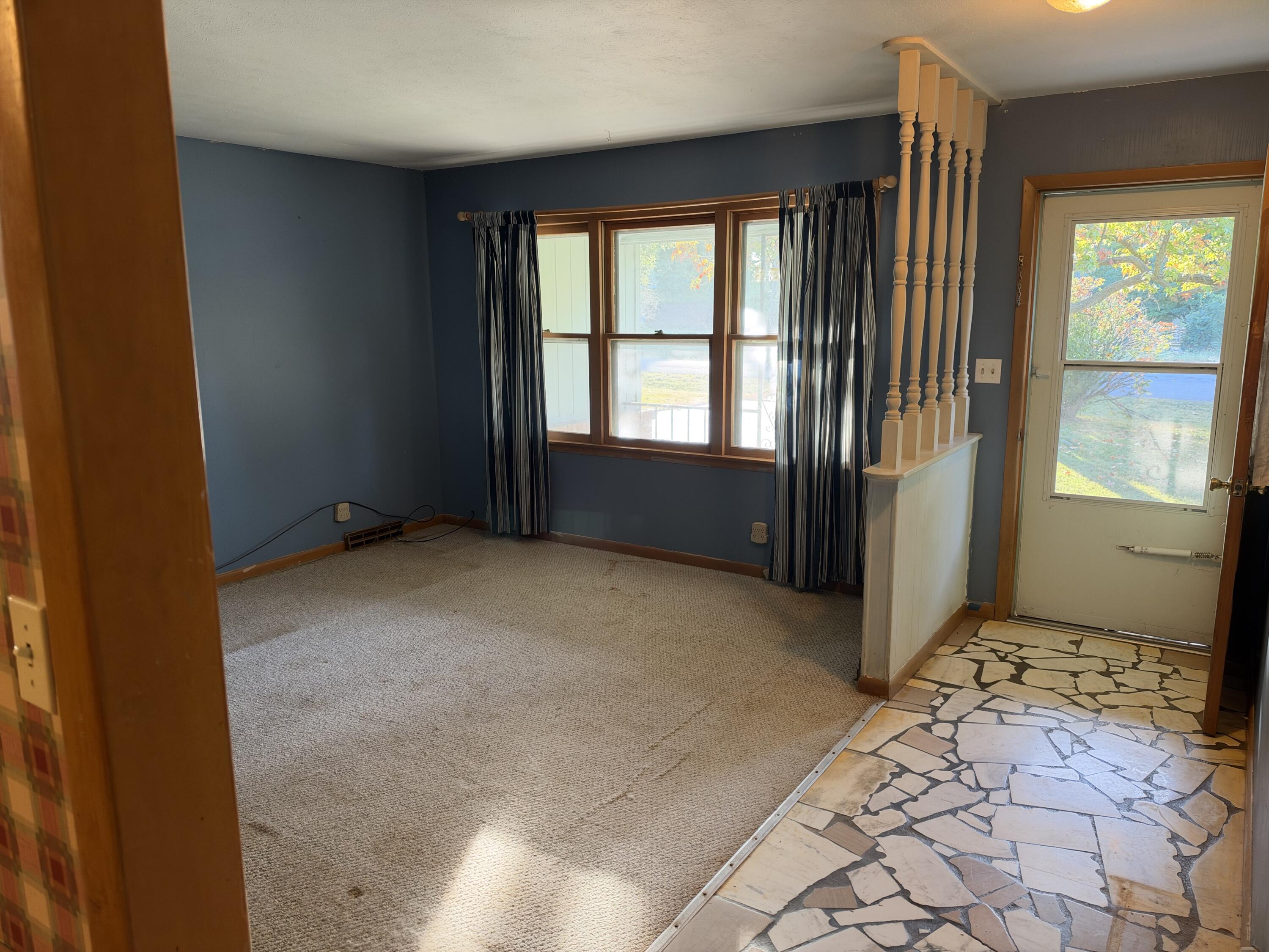 Photo 4 - Residential for sale – 725 N Elmwood Avenue  Springfield, MO