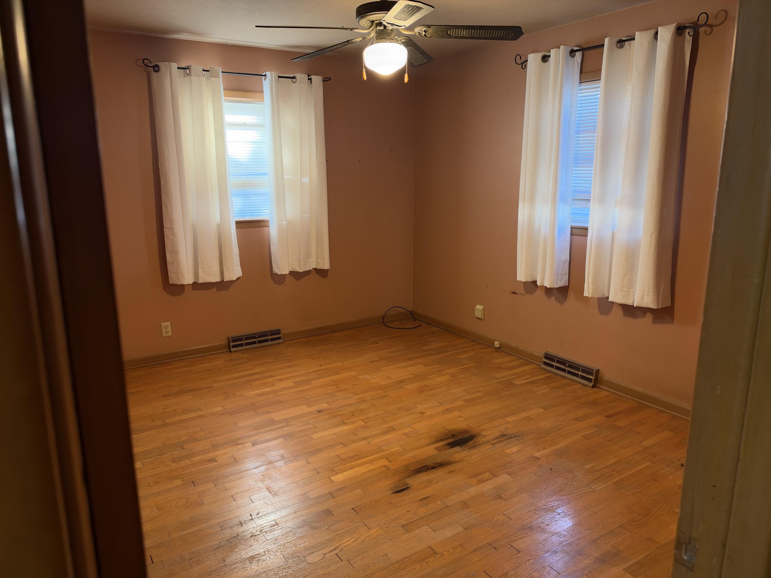 Photo 13 - Residential for sale – 725 N Elmwood Avenue  Springfield, MO