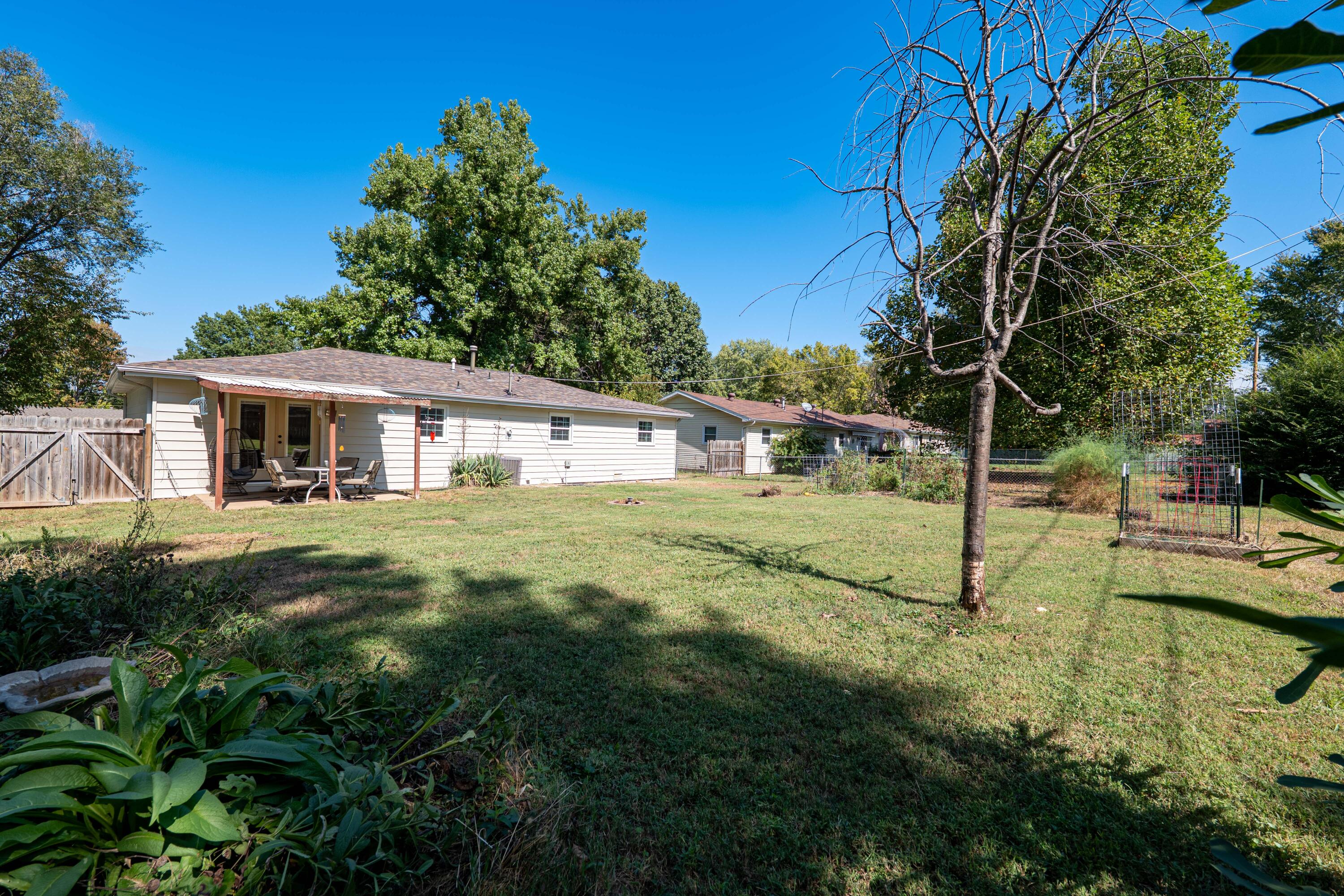 Photo 24 - Residential for sale – 816 W Morningside Street  Springfield, MO