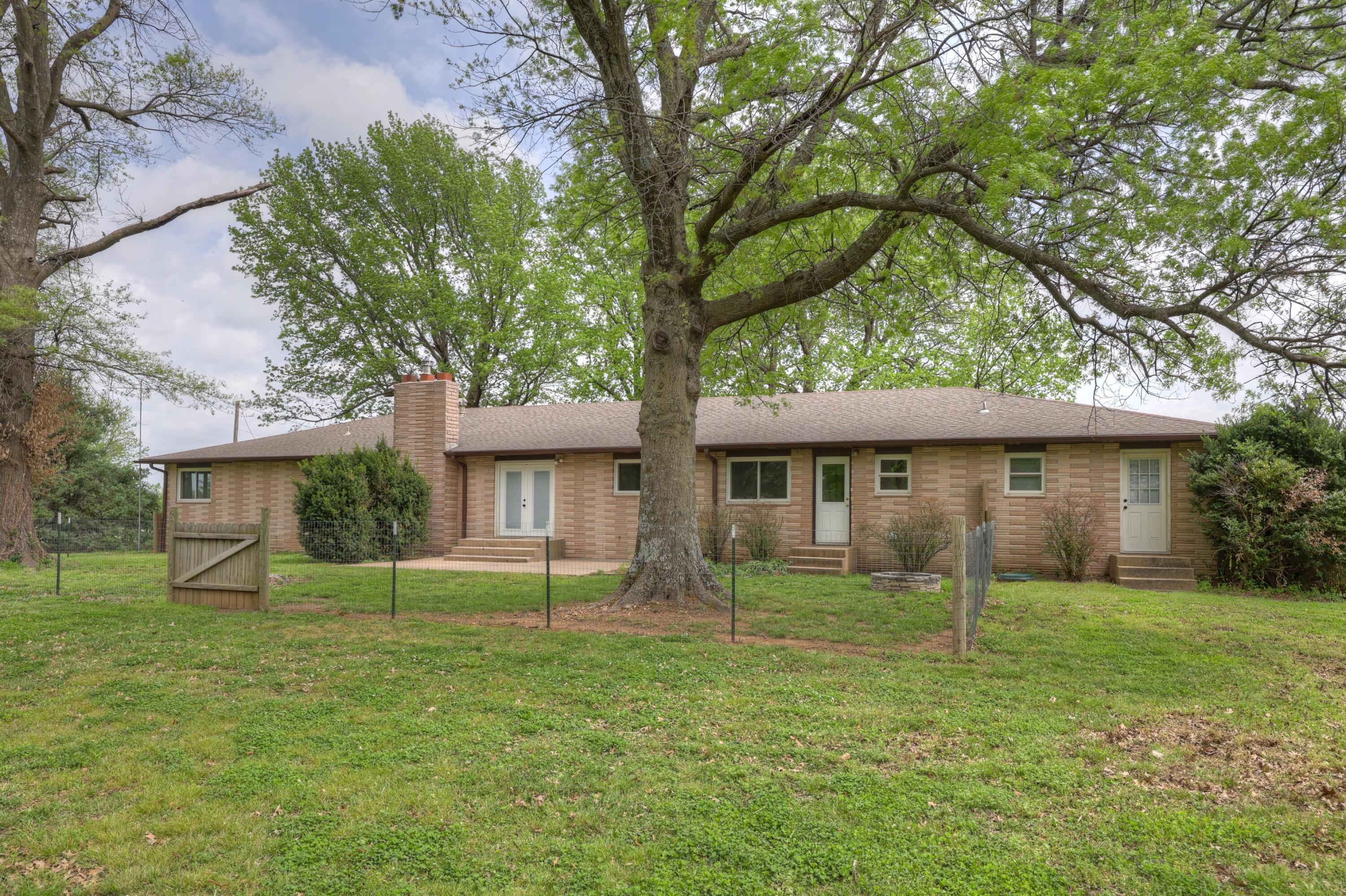 Photo 74 - Residential for sale – 13200  Oregon Lane  Neosho, MO