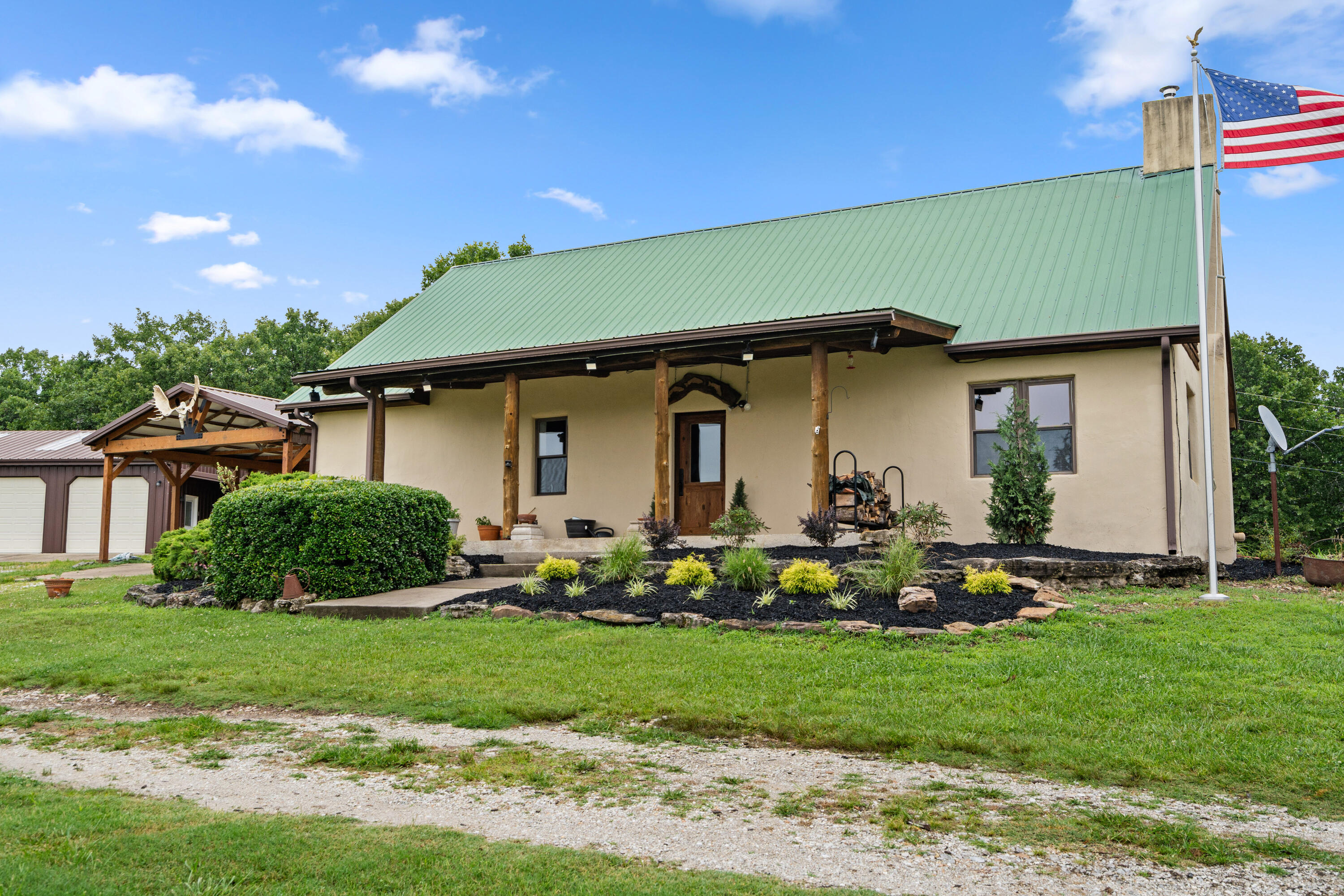 Photo 10 - Residential for sale – 2115  Garrison Cutoff   Taneyville, MO