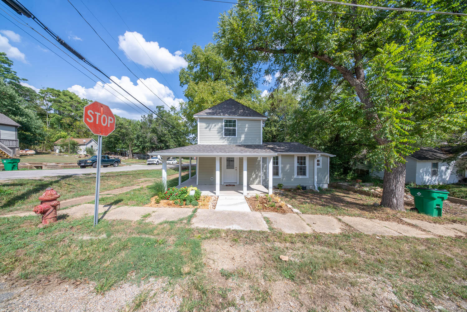 Photo 3 - Residential for sale – 424 N 3rd Street  Thayer, MO