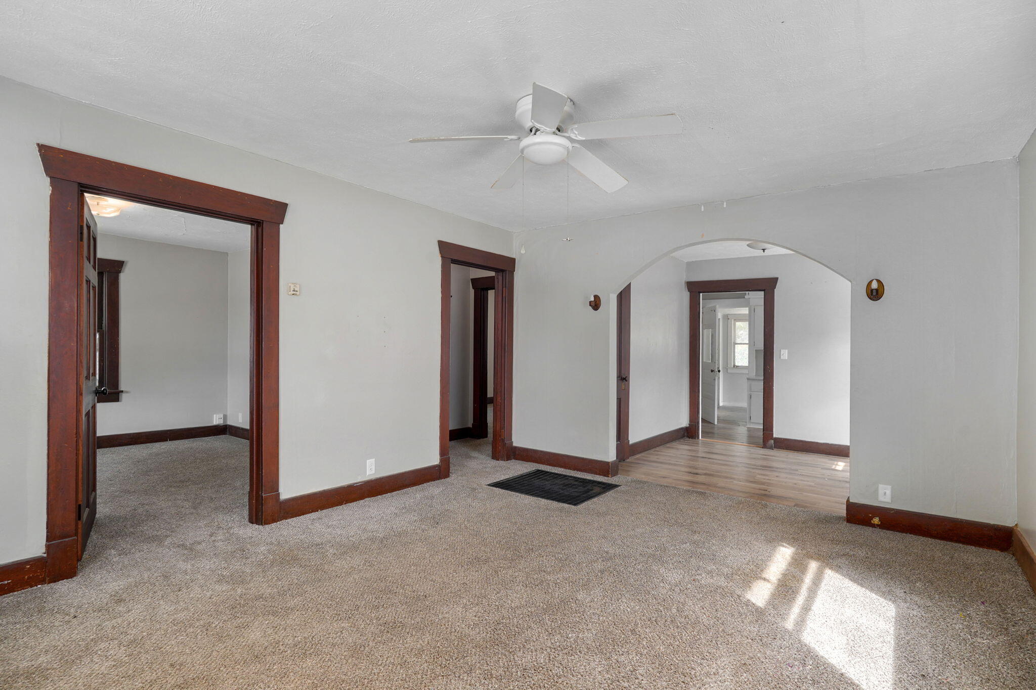 Photo 8 - Residential for sale – 2038 N Douglas Avenue  Springfield, MO