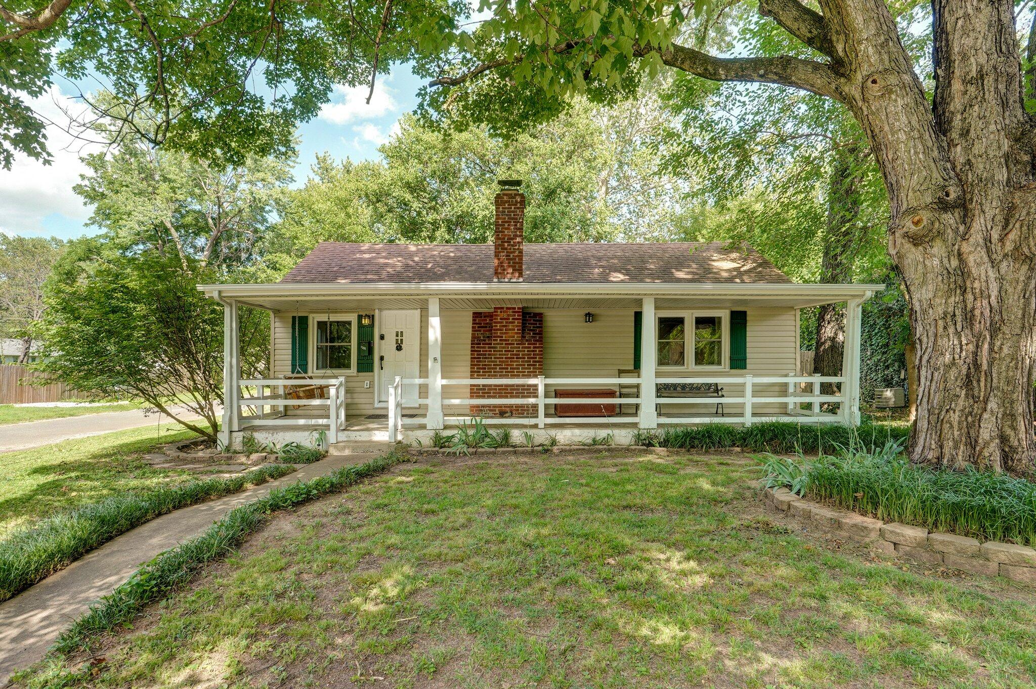 Residential Lease for sale – 1300 S Pennsylvania Avenue Springfield, MO