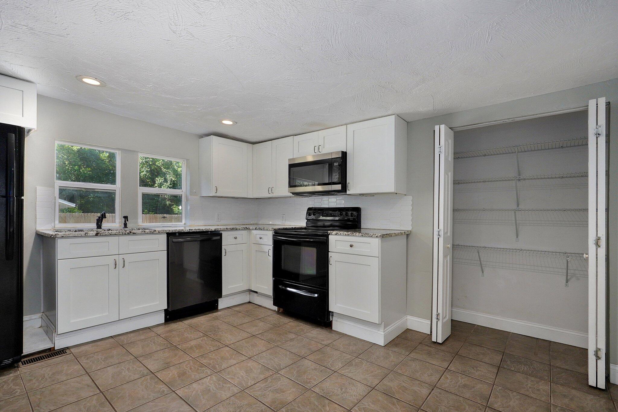 Photo 17 - Residential Lease for sale – 1300 S Pennsylvania Avenue  Springfield, MO