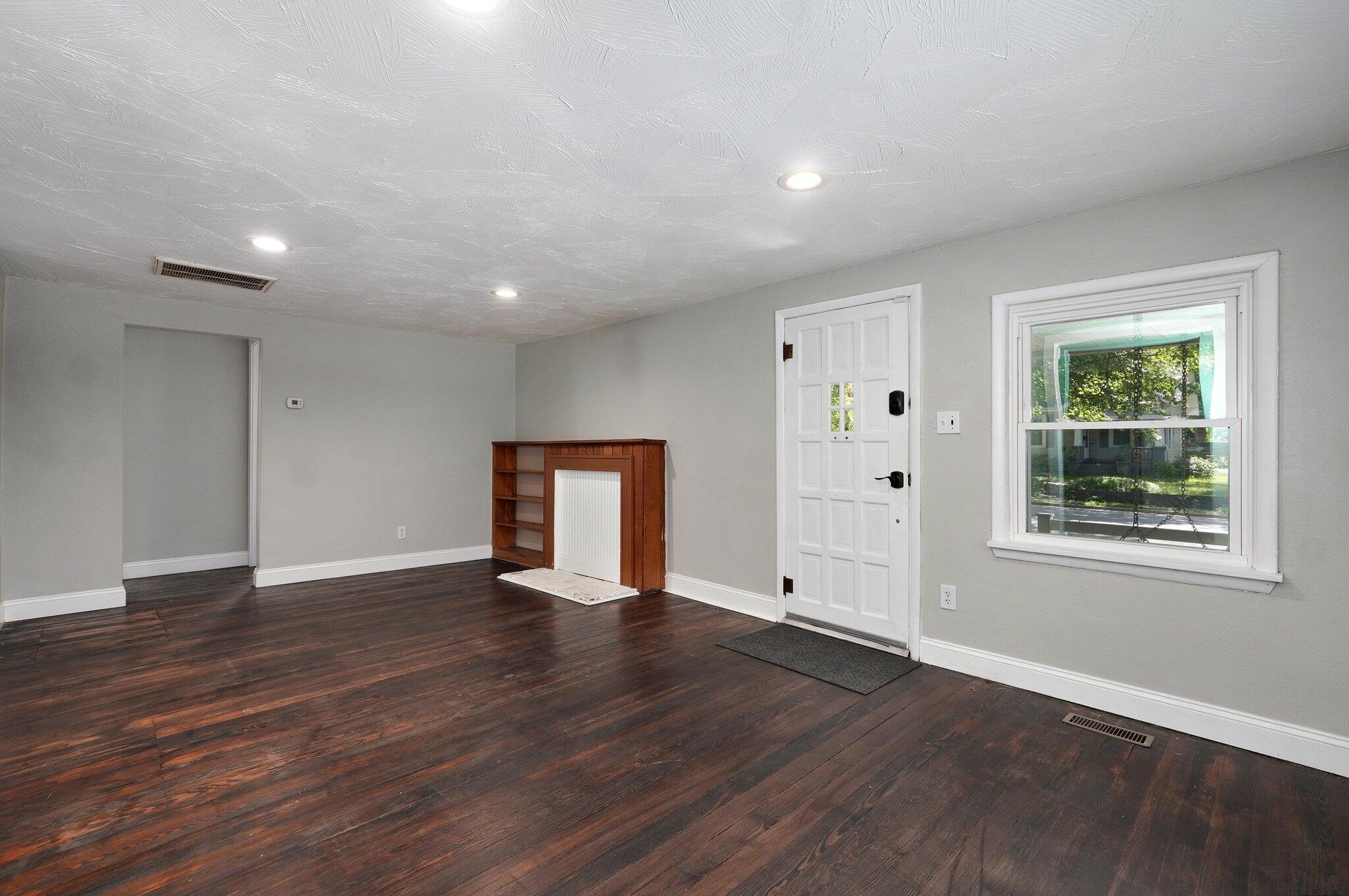 Photo 8 - Residential Lease for sale – 1300 S Pennsylvania Avenue  Springfield, MO