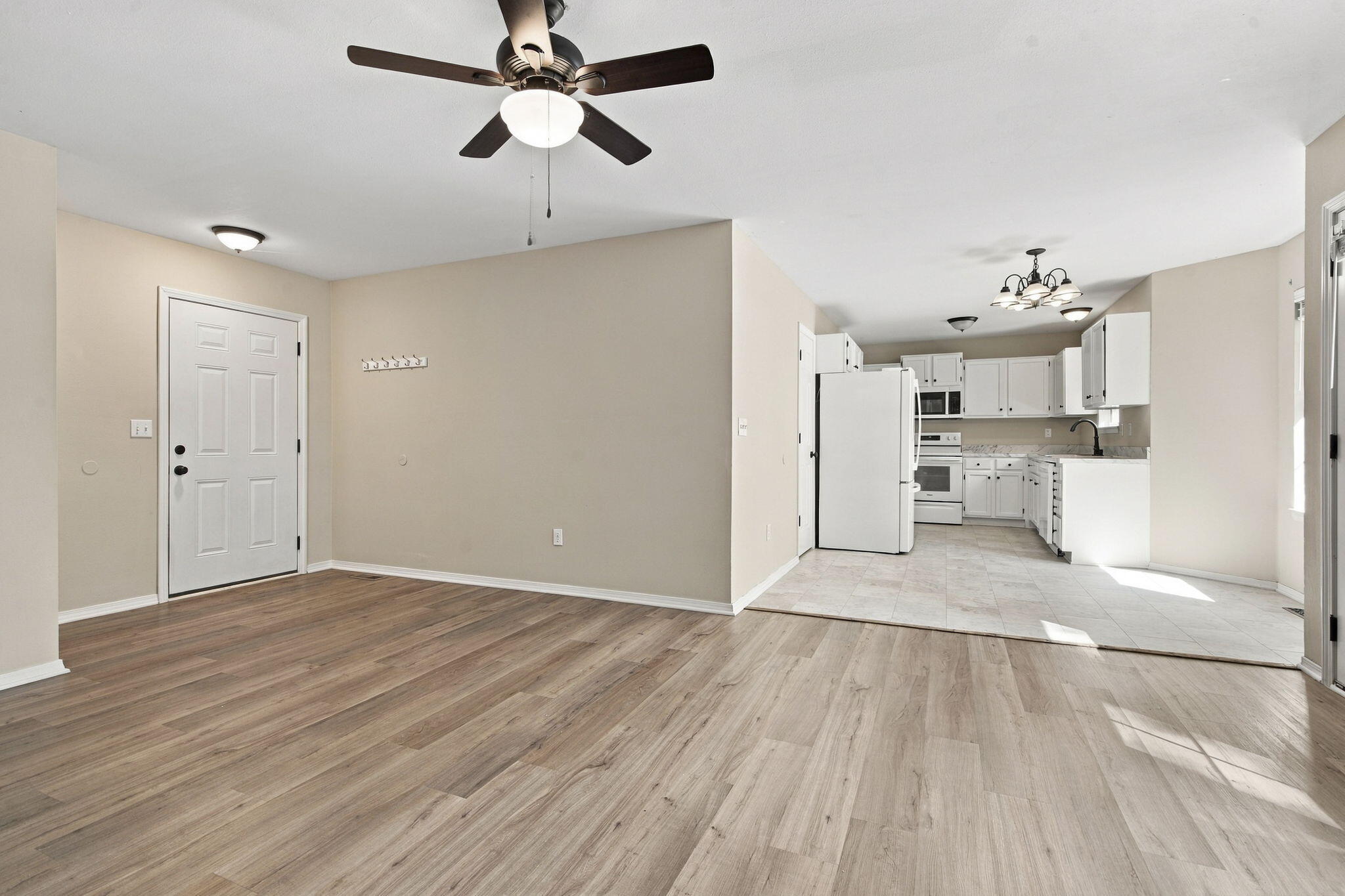 Photo 5 - Residential Lease for sale – 115  Richmond Heights   Branson, MO