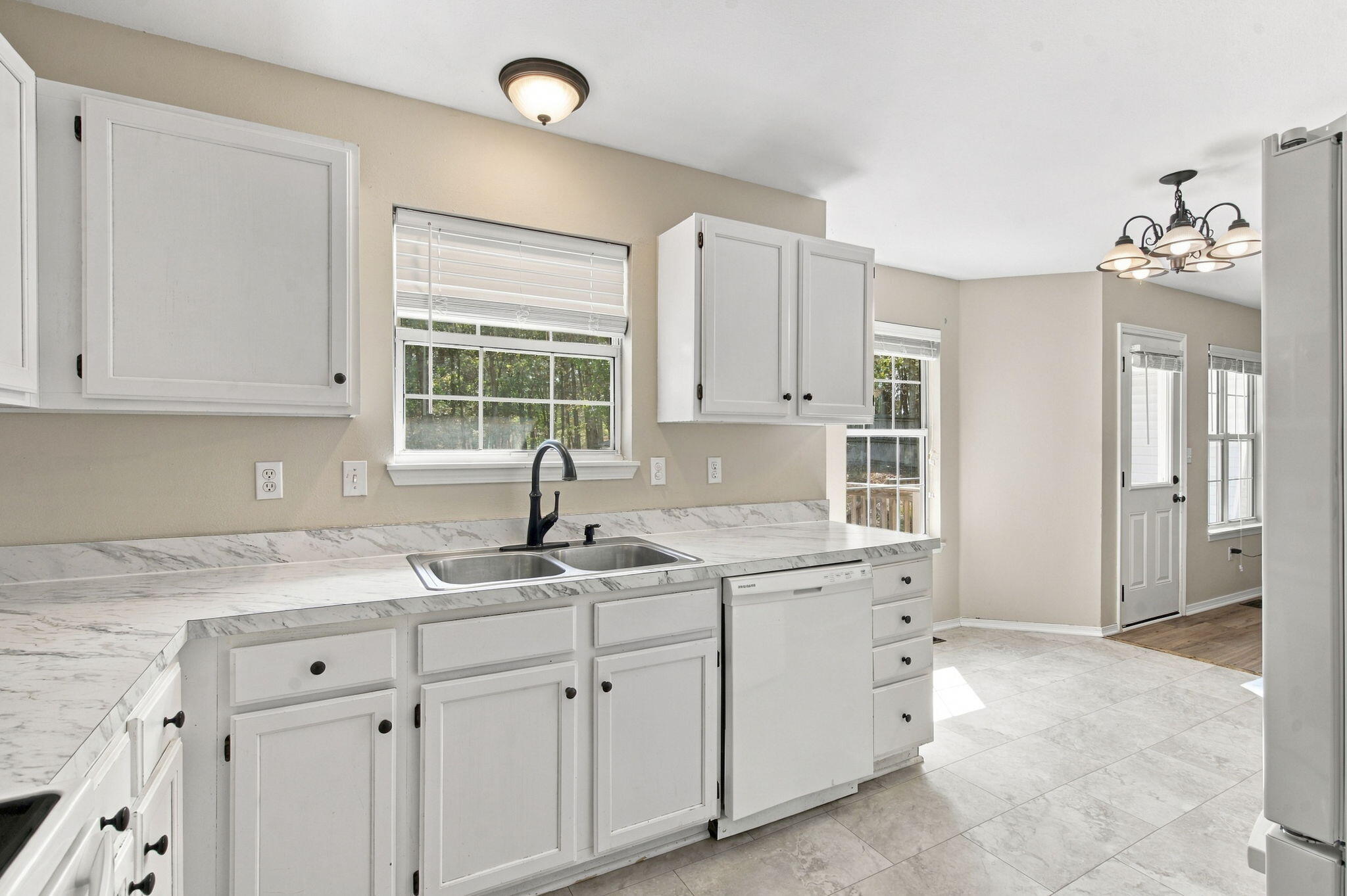 Photo 8 - Residential Lease for sale – 115  Richmond Heights   Branson, MO