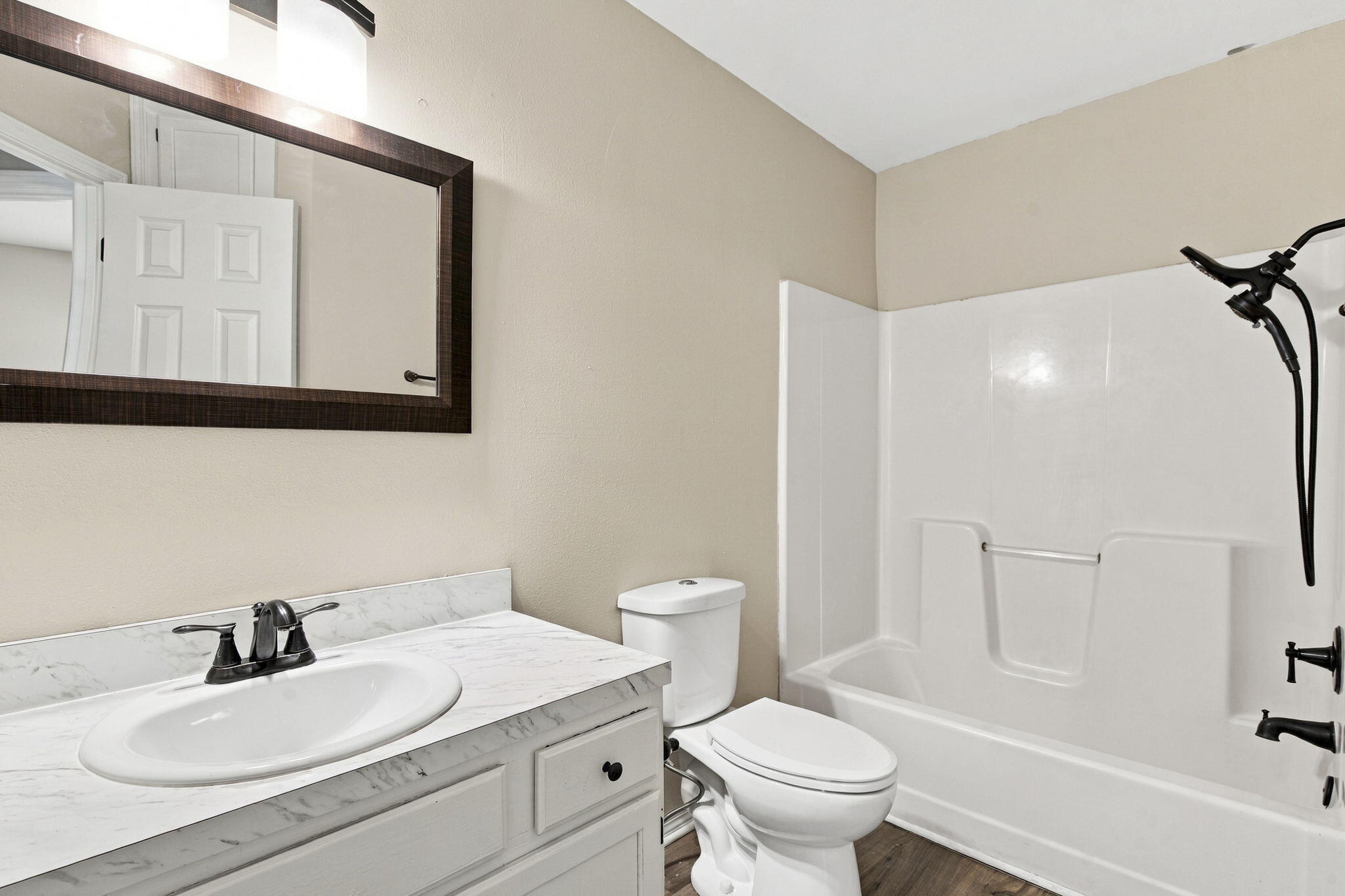 Photo 15 - Residential Lease for sale – 115  Richmond Heights   Branson, MO