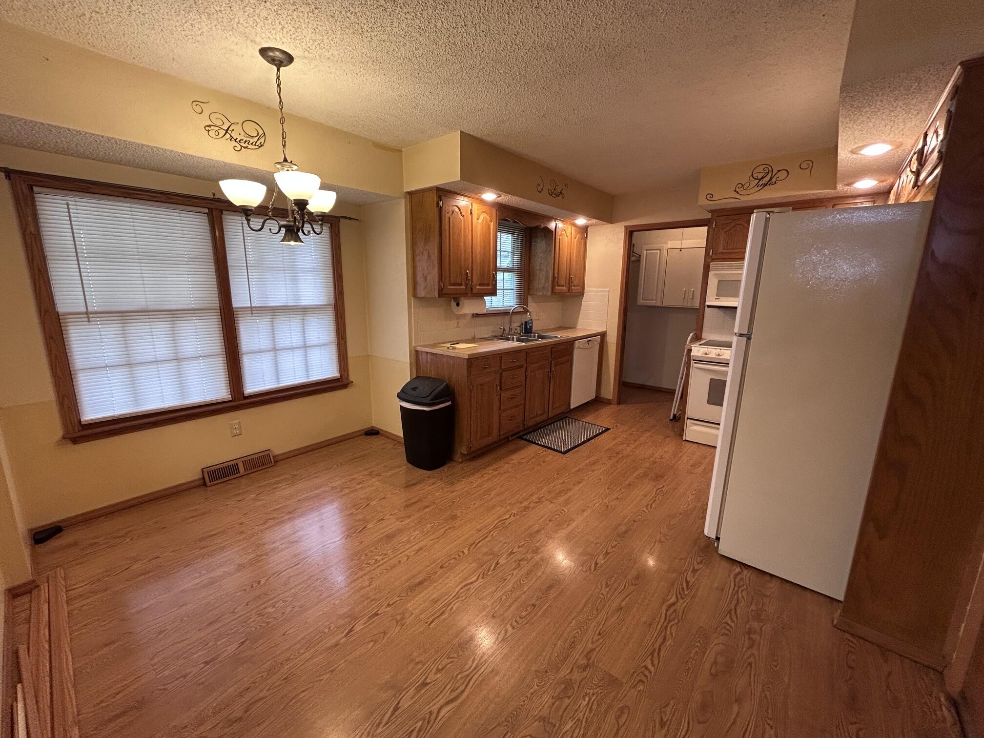Photo 14 - Residential for sale – 3233 S Jefferson Avenue  Springfield, MO