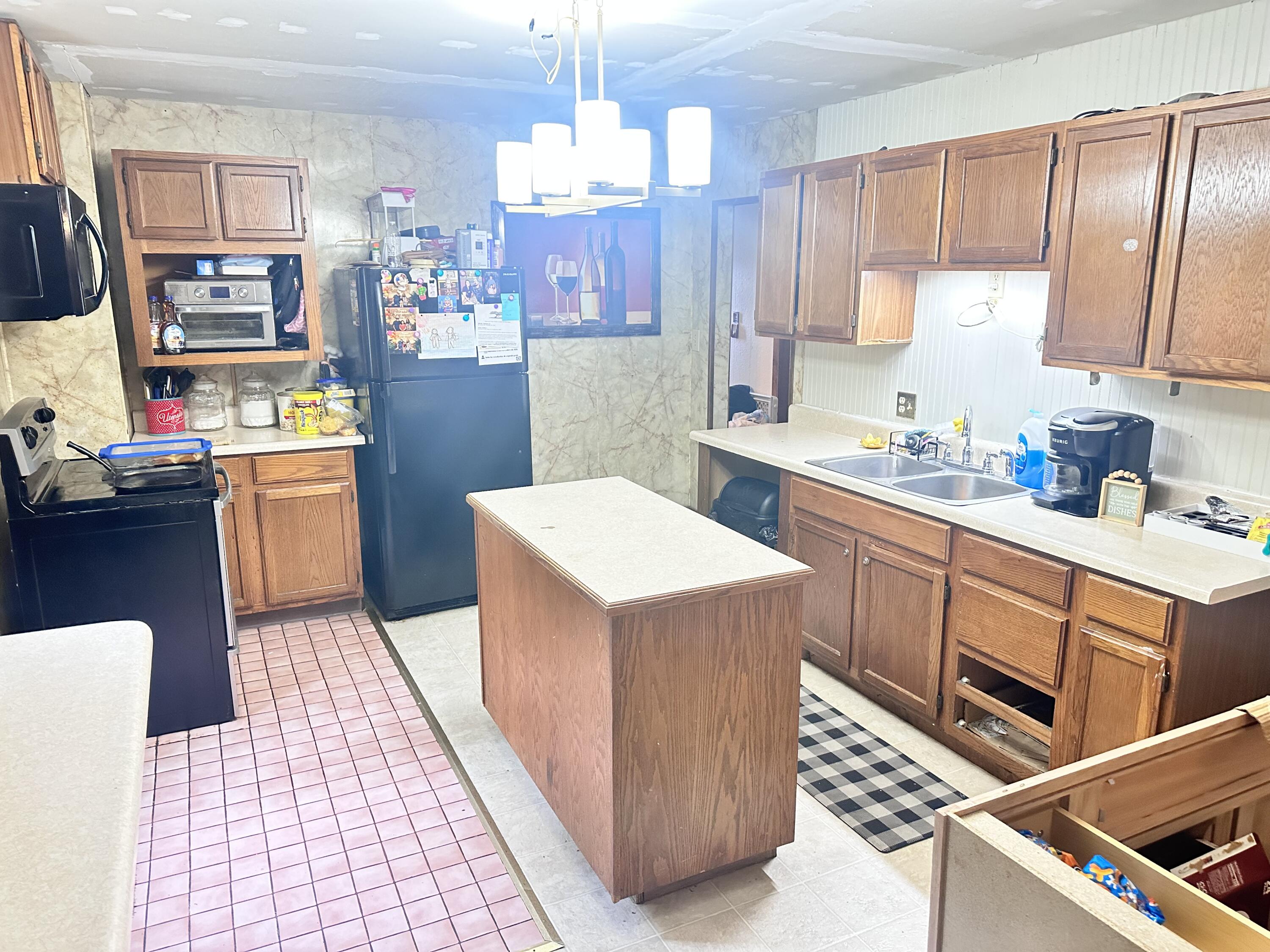Photo 12 - Residential for sale – 401  Frisco Street  Monett, MO