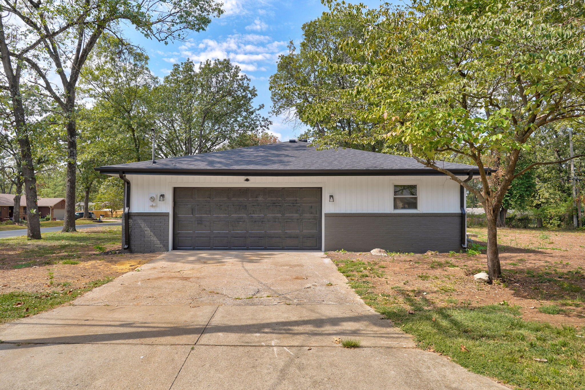 Photo 5 - Residential for sale – 1025 W Vancouver Street  Springfield, MO