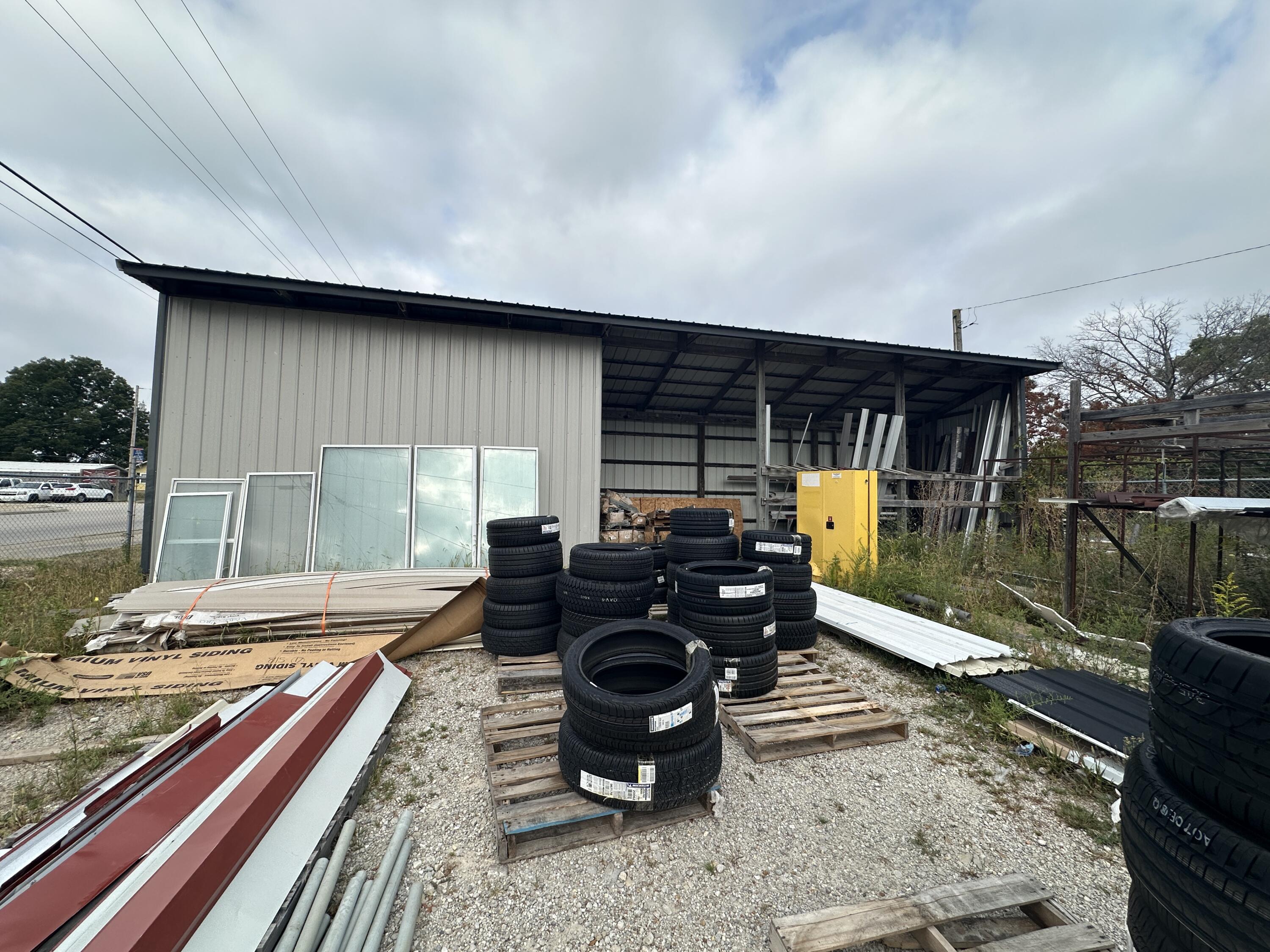 Photo 33 - Commercial Sale for sale – 613 W 3rd Street  Mountain Grove, MO