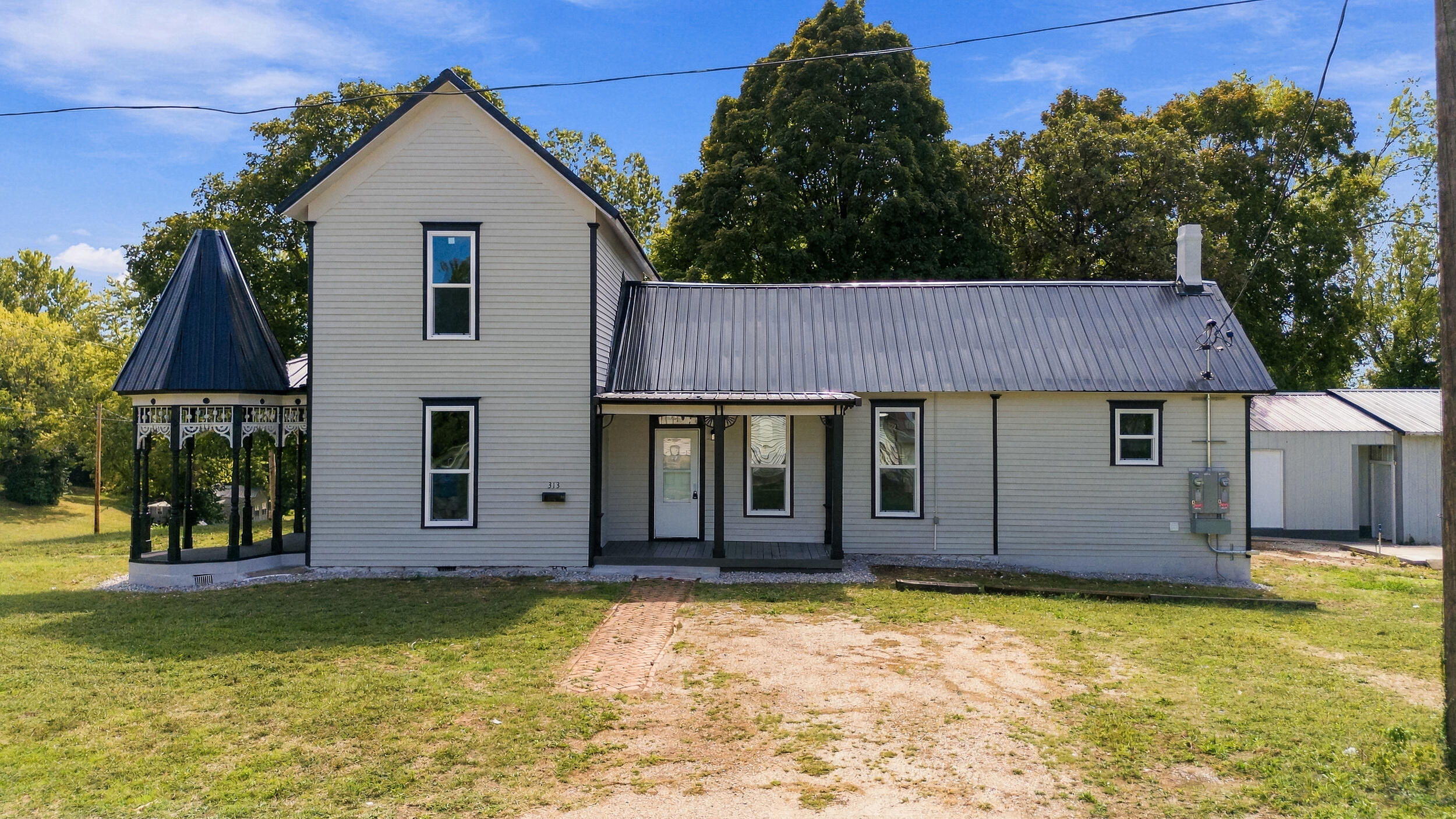 Photo 8 - Residential for sale – 313 N Spruce Street  Pierce City, MO