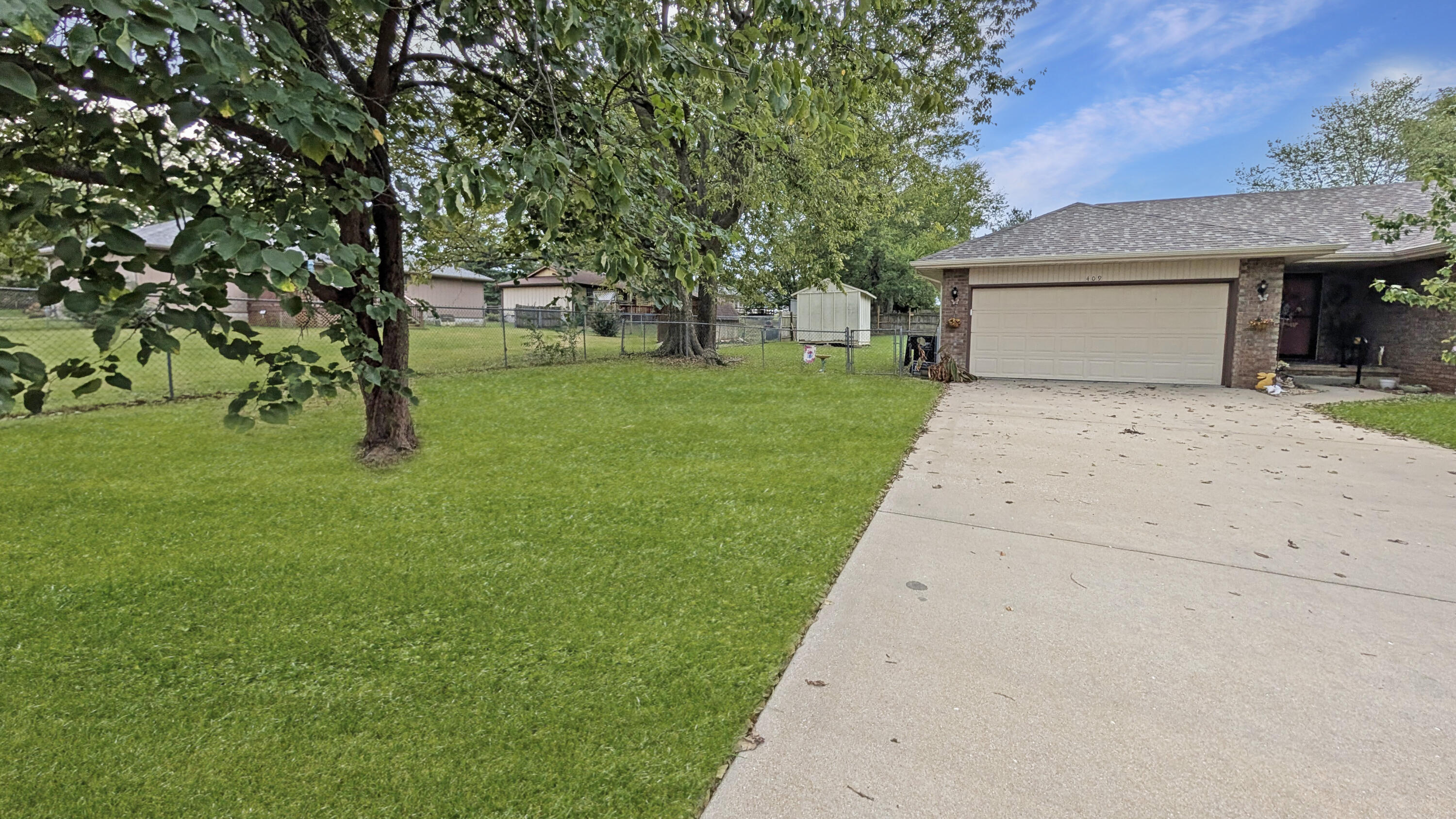 Photo 2 - Residential for sale – 409 N Kyle Avenue  Republic, MO