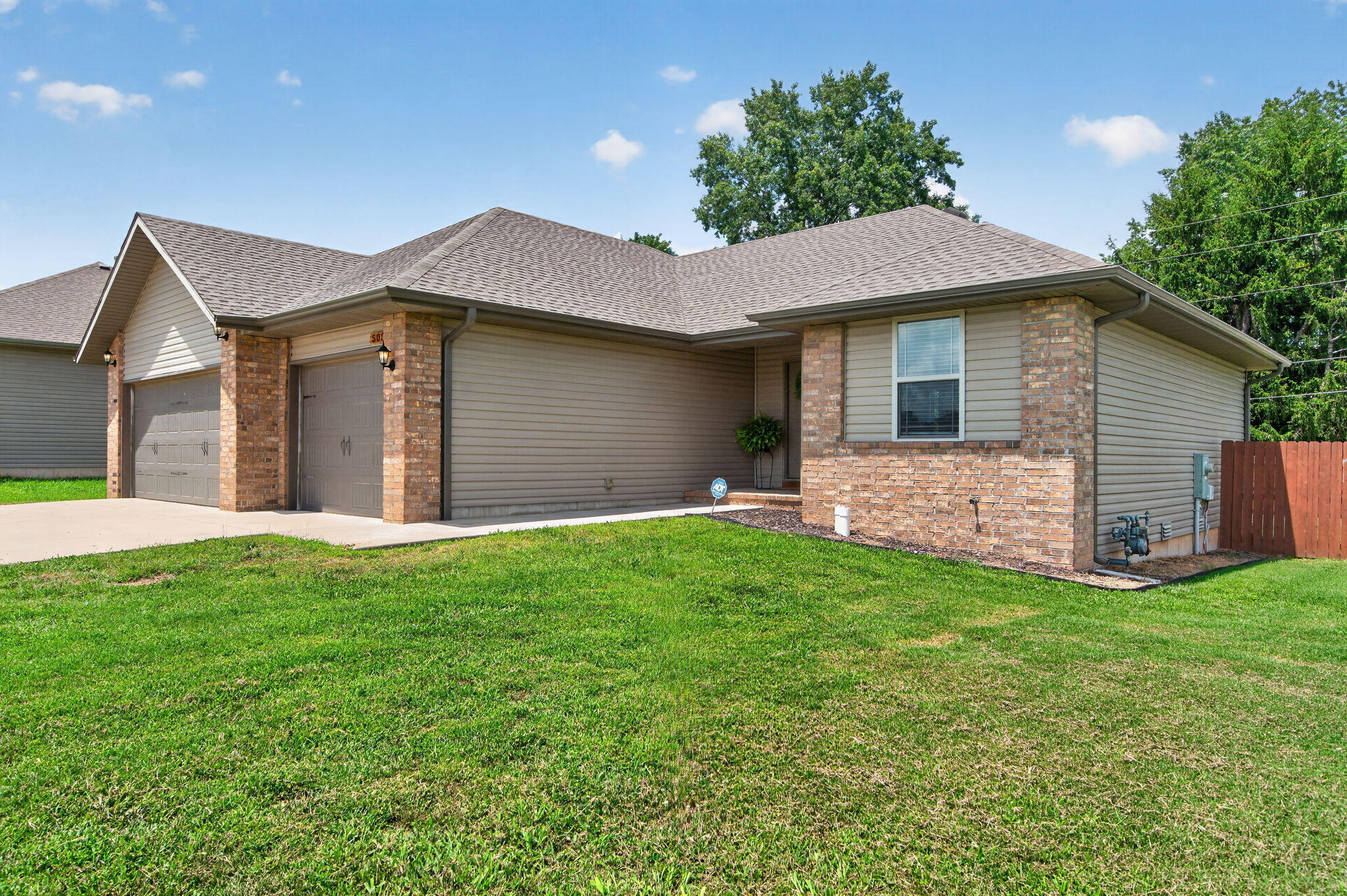 Photo 4 - Residential for sale – 505 S Forest Lane  Republic, MO