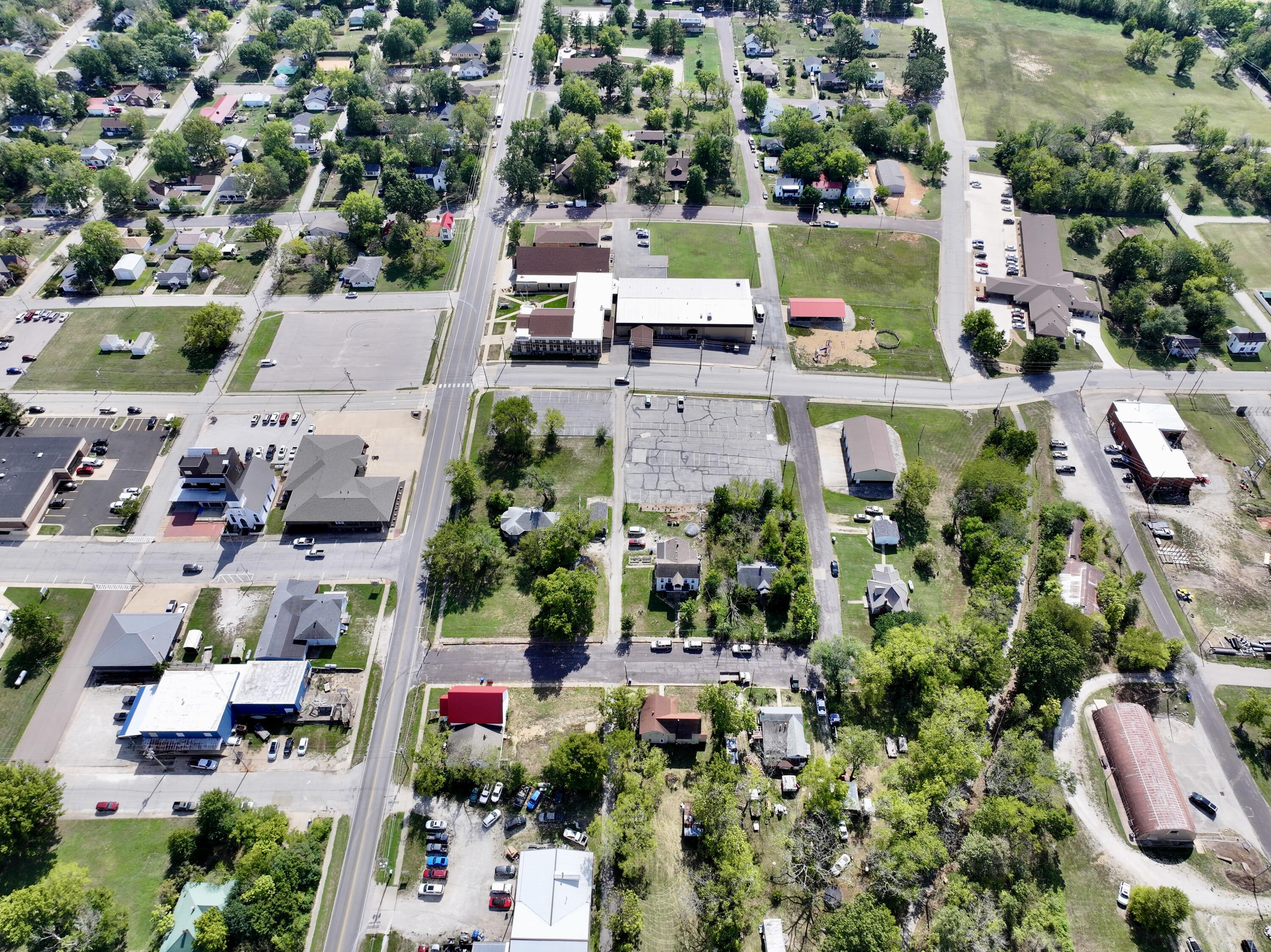 Photo 5 - Residential for sale – 600 W 4th Street  Salem, MO