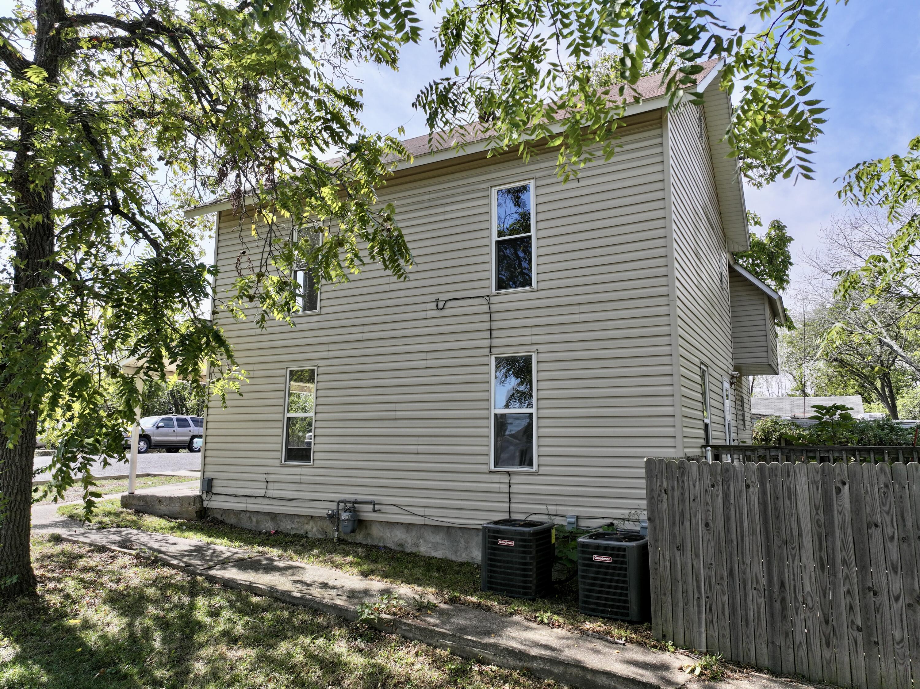 Photo 3 - Residential for sale – 600 W 4th Street  Salem, MO