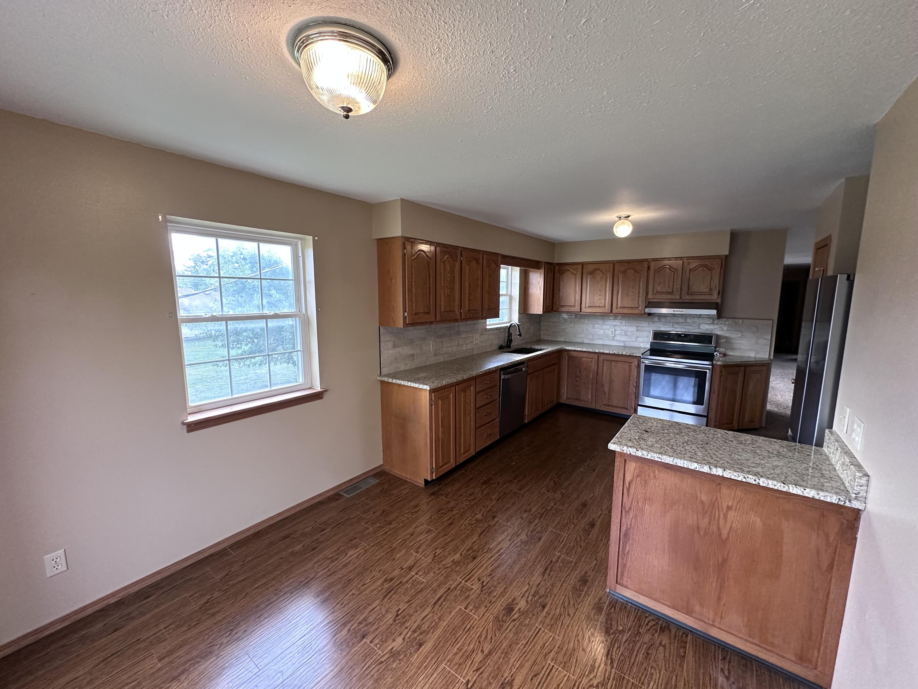 Photo 13 - Residential for sale – 1421  Van Winkle Street  Joplin, MO