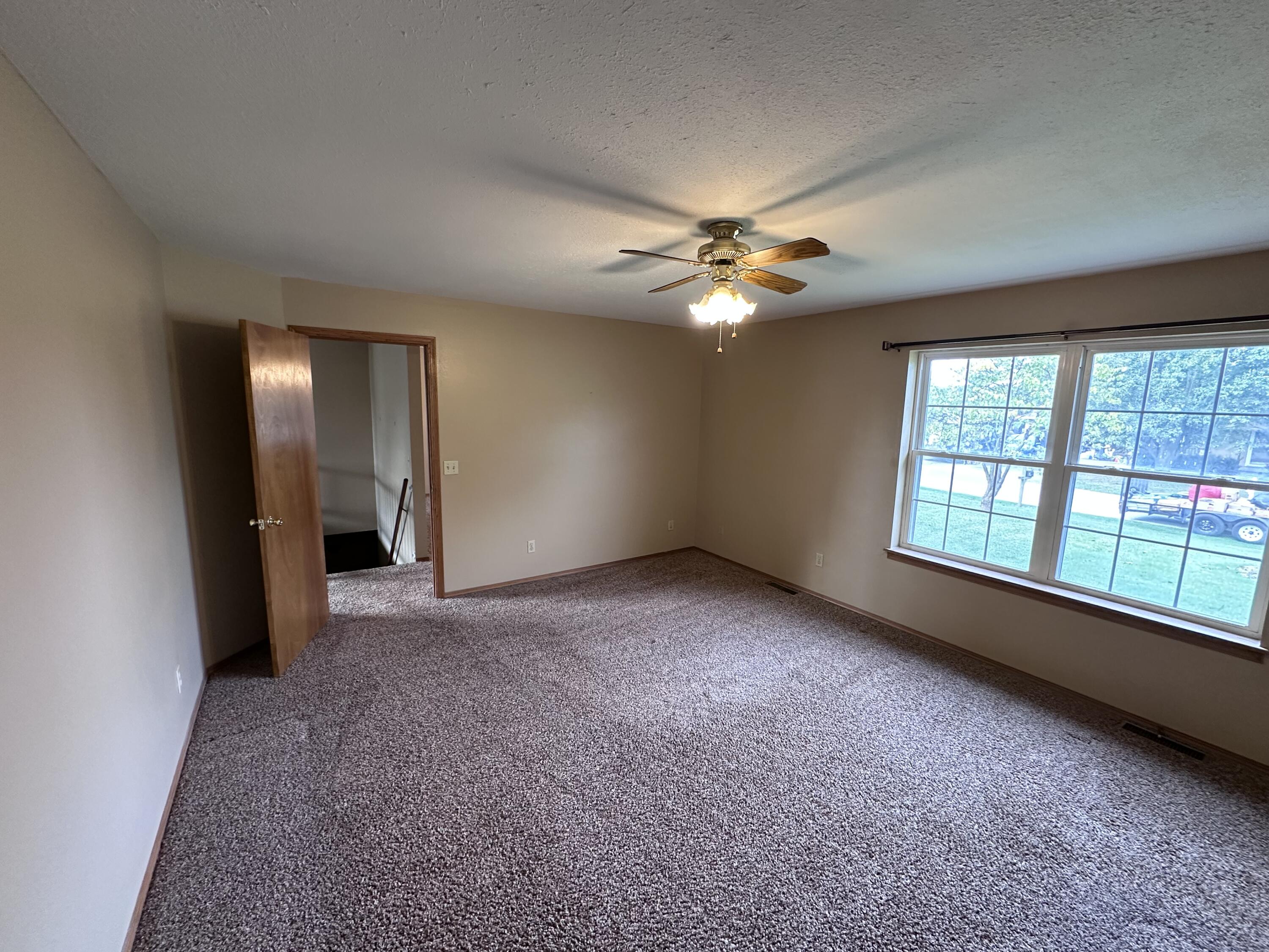 Photo 8 - Residential for sale – 1421  Van Winkle Street  Joplin, MO