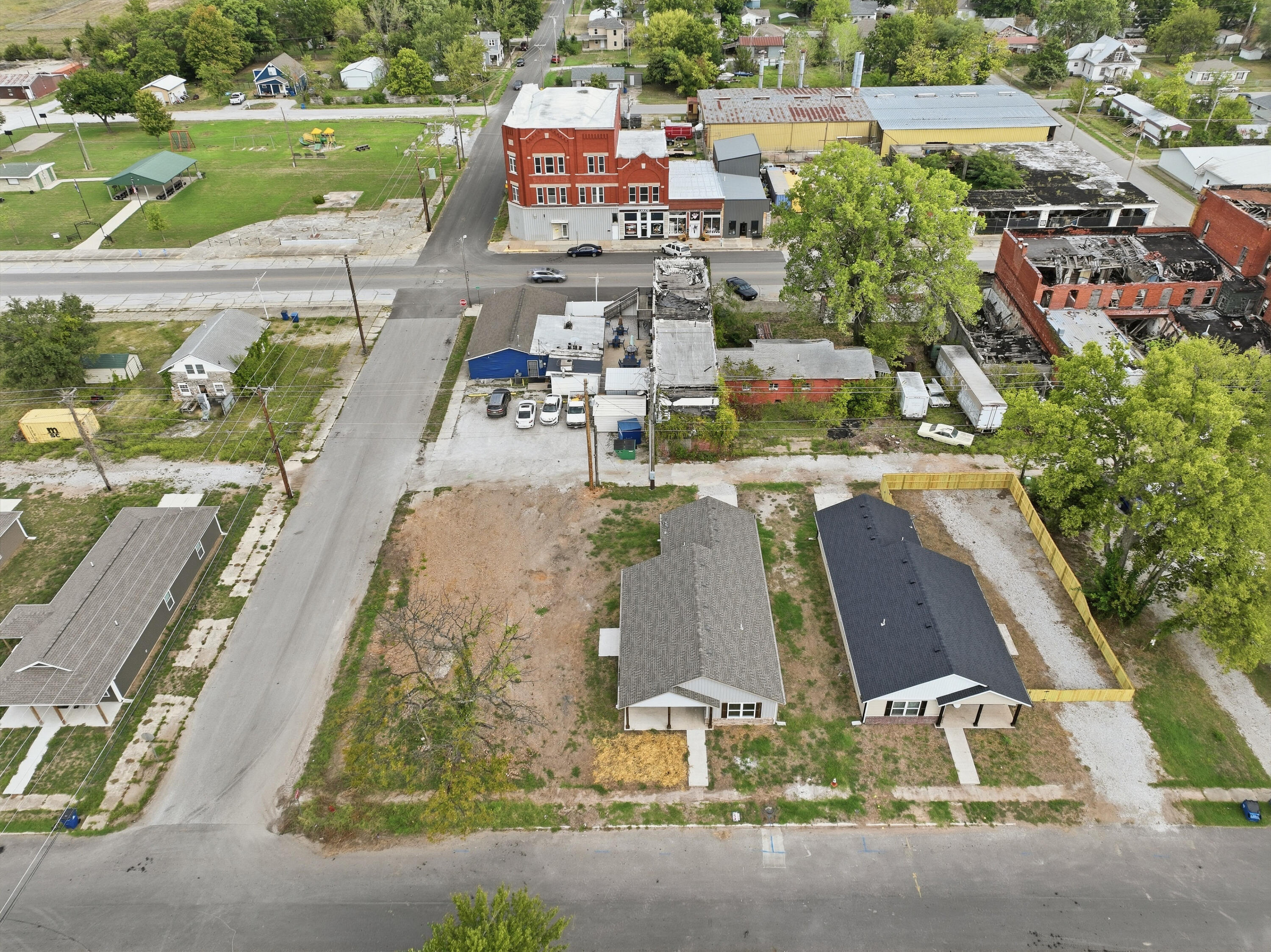 Photo 46 - Residential for sale – 318 W Daugherty Street  Carterville, MO