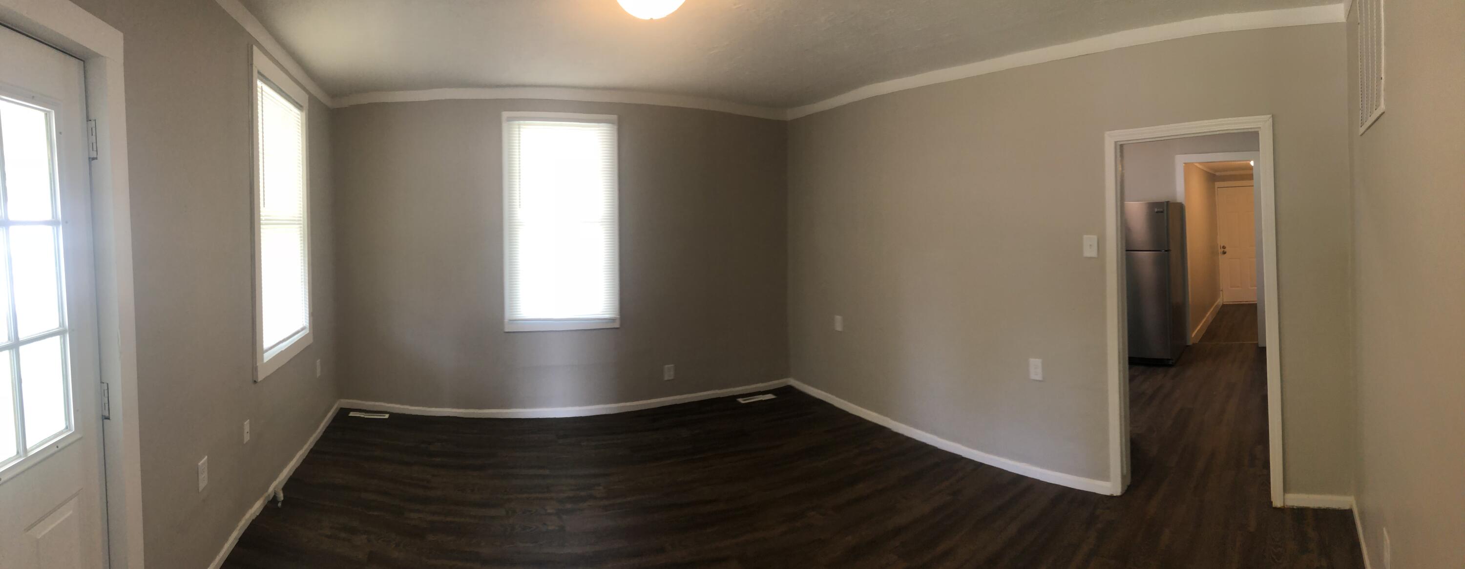 Photo 4 - Residential for sale – 1832 W Chestnut Street  Springfield, MO