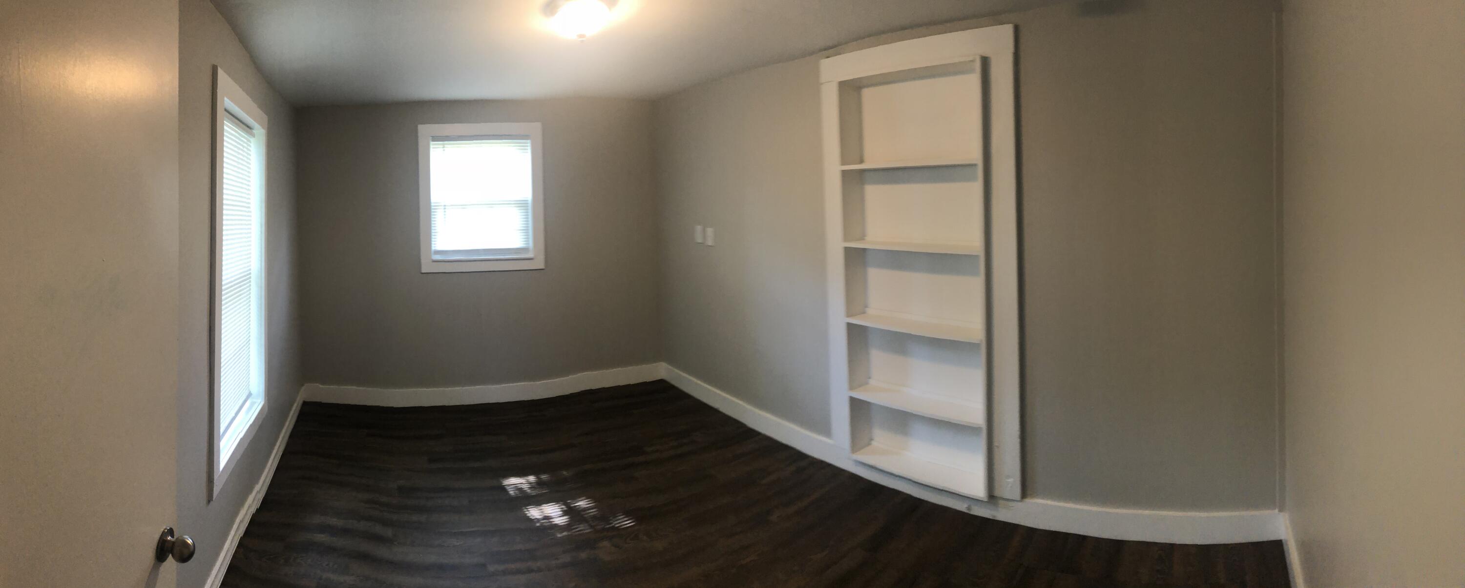 Photo 5 - Residential for sale – 1832 W Chestnut Street  Springfield, MO