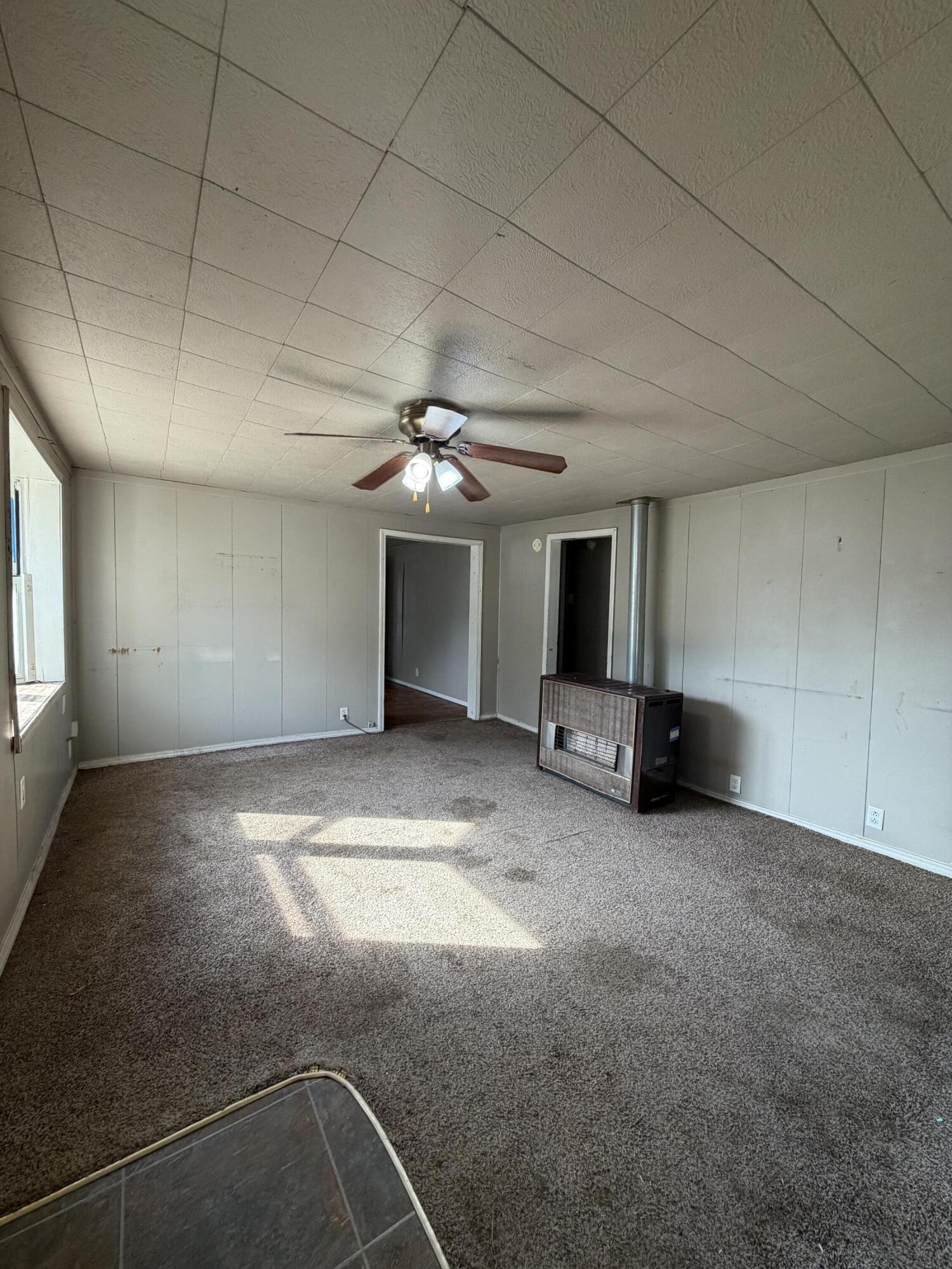 Photo 3 - Residential for sale – 1049 S Hudson Avenue  Aurora, MO