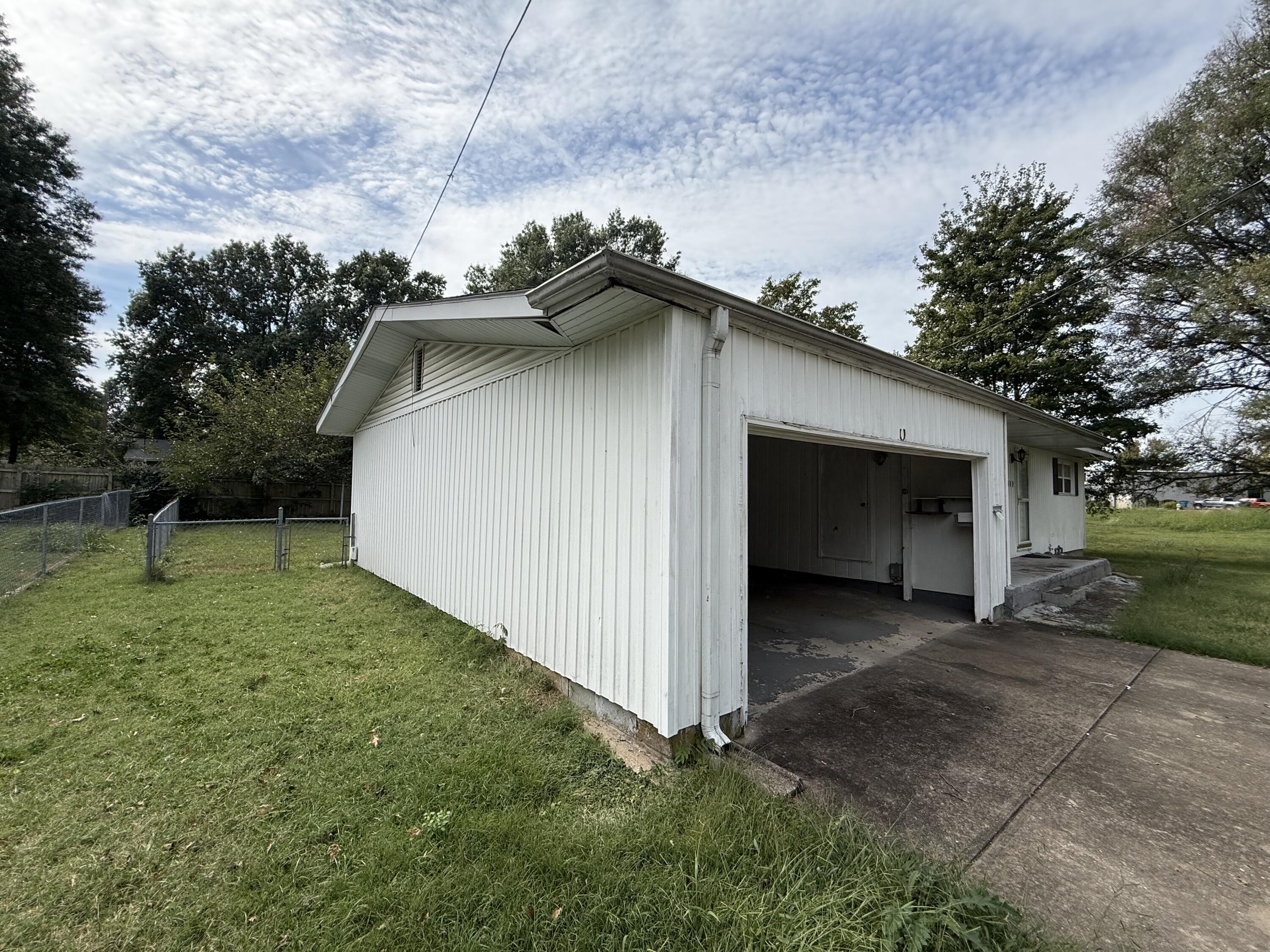 Photo 15 - Residential for sale – 440 W Olive Street  Republic, MO