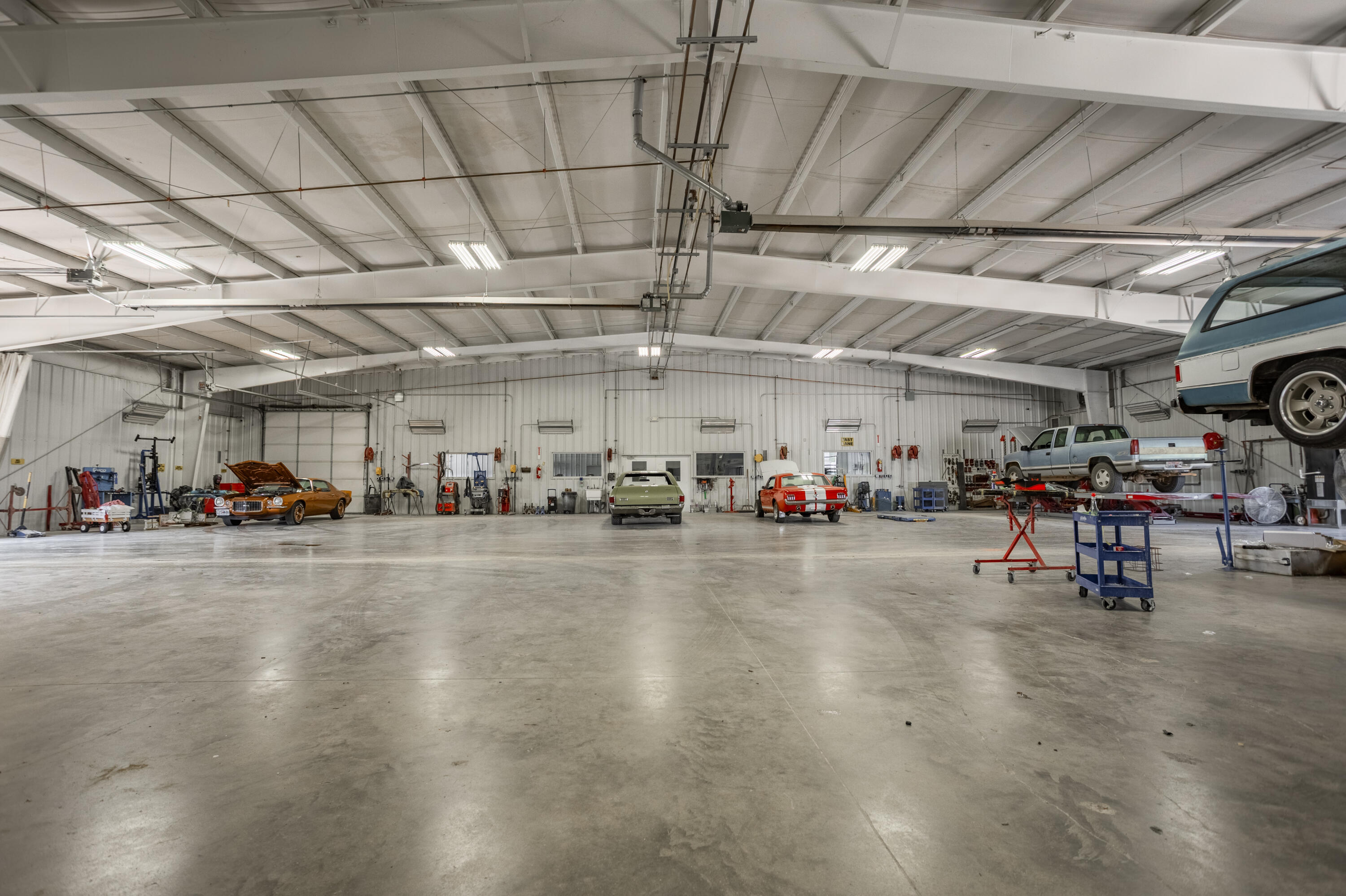 Photo 3 - Commercial Lease for sale – 1631  Old Airport   West Plains, MO