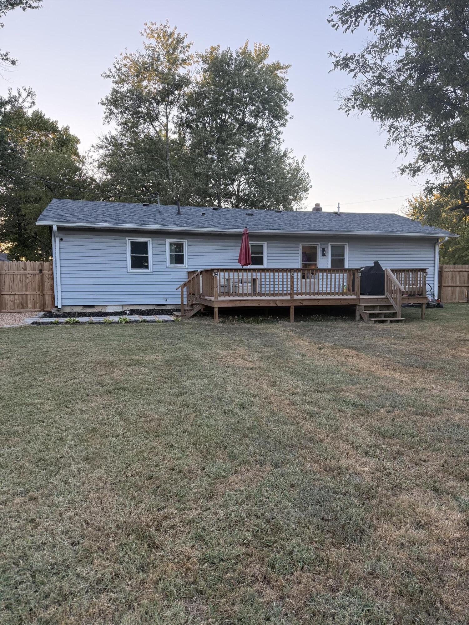 Photo 3 - Residential for sale – 317 S Lyndall Street  Mountain Grove, MO