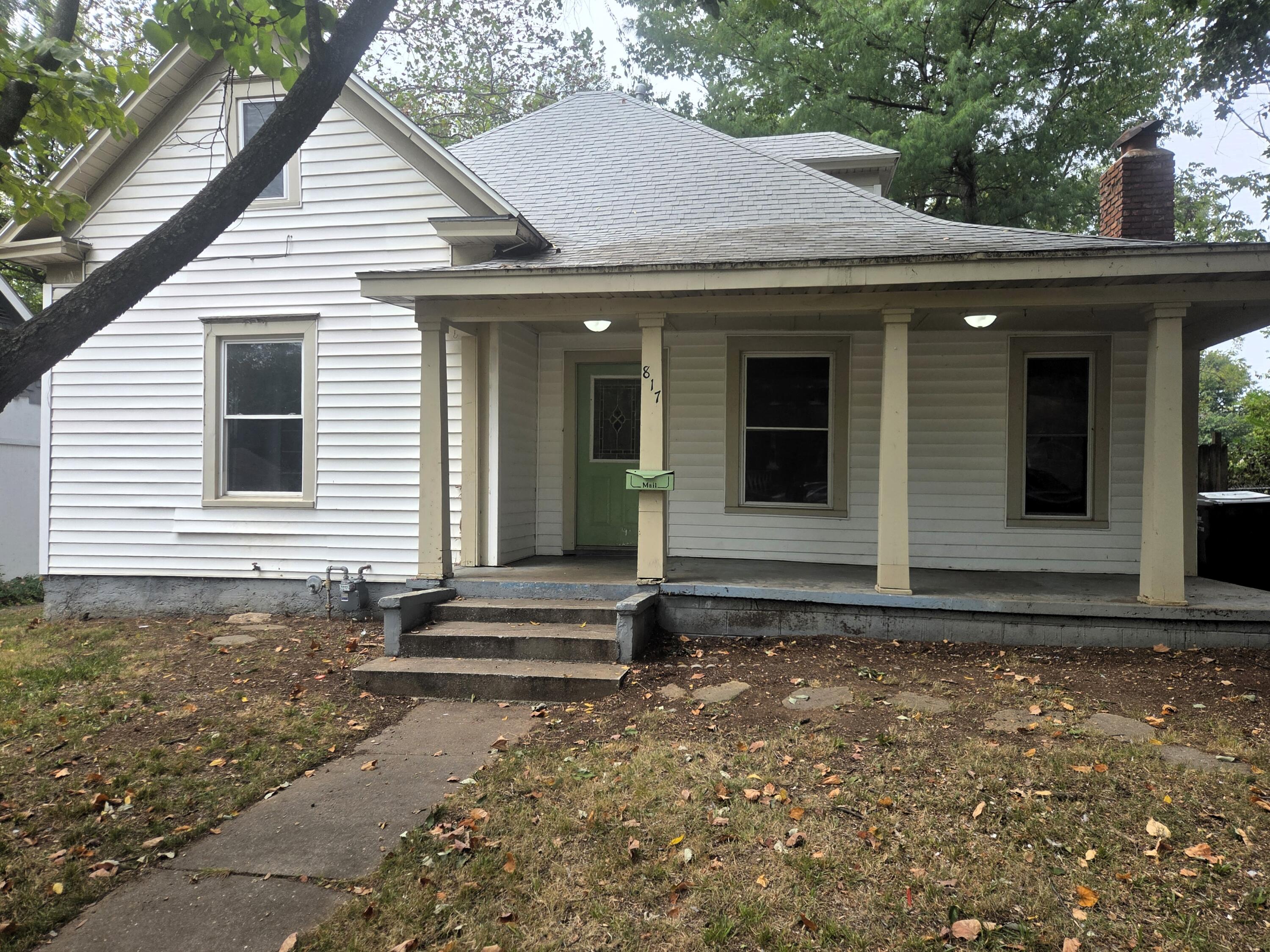 Photo 3 - Residential for sale – 817 S Newton Avenue  Springfield, MO